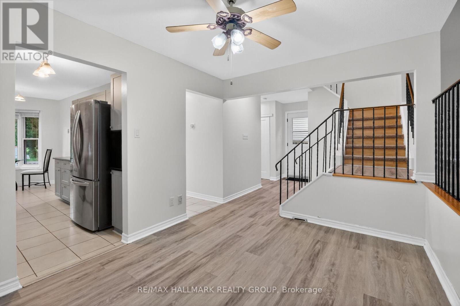 4 Gowrie Drive, Ottawa, Ontario  K2L 2S4 - Photo 12 - X13444310
