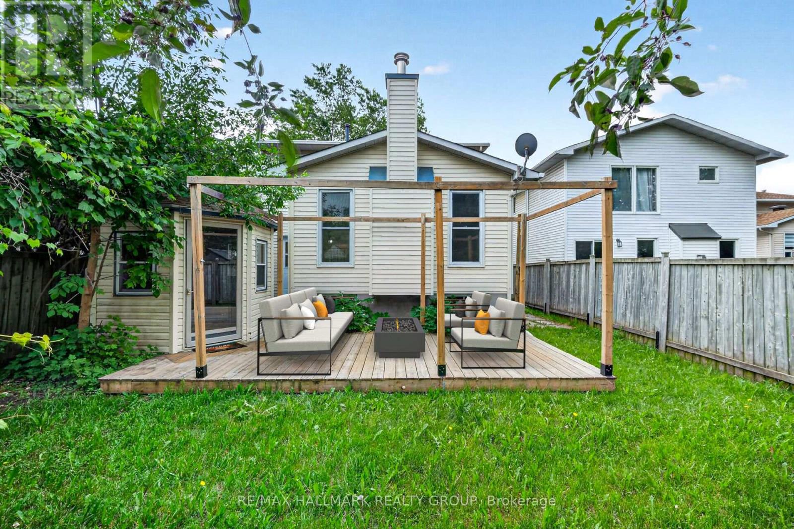 4 Gowrie Drive, Ottawa, Ontario  K2L 2S4 - Photo 37 - X13444310