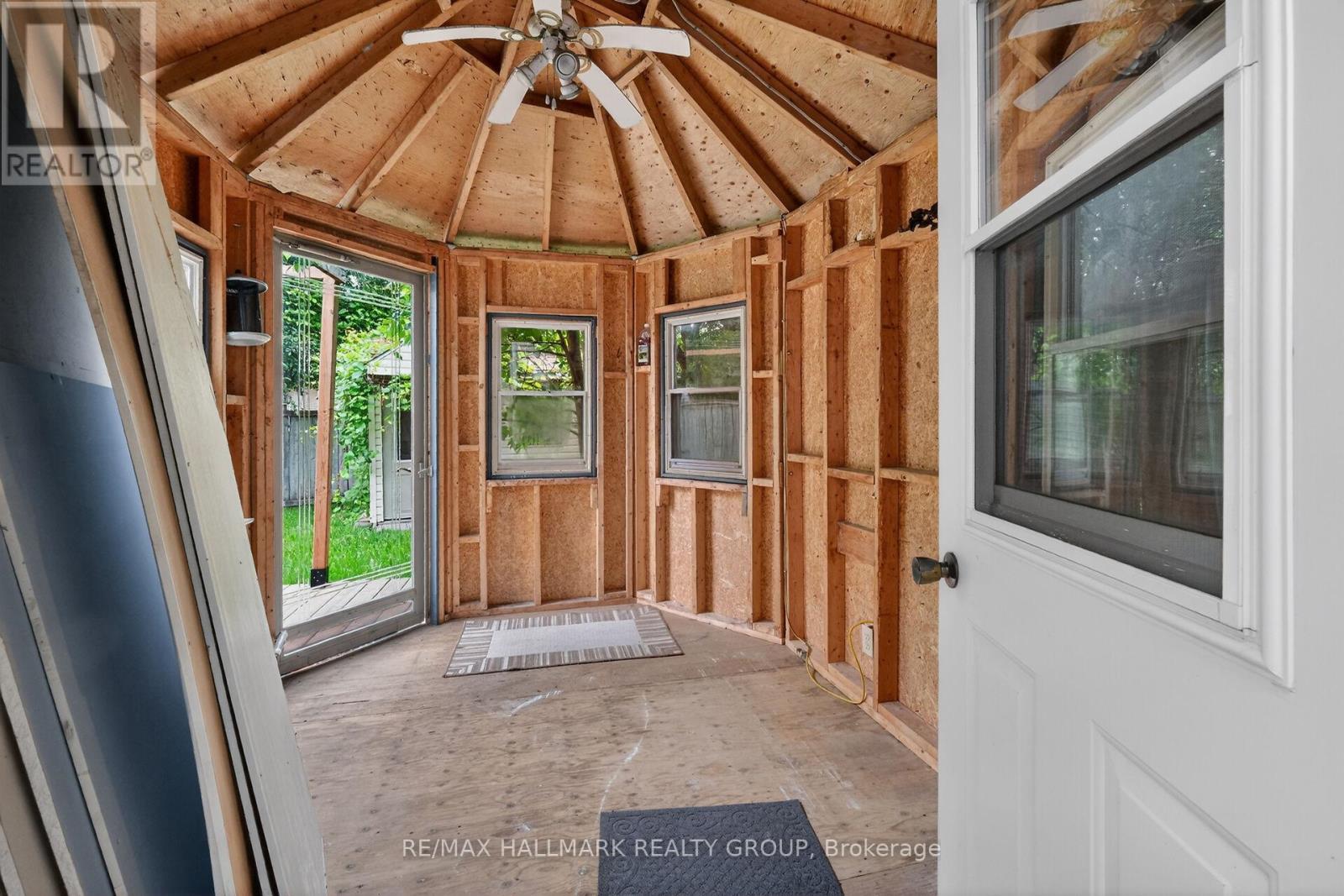 4 Gowrie Drive, Ottawa, Ontario  K2L 2S4 - Photo 38 - X13444310