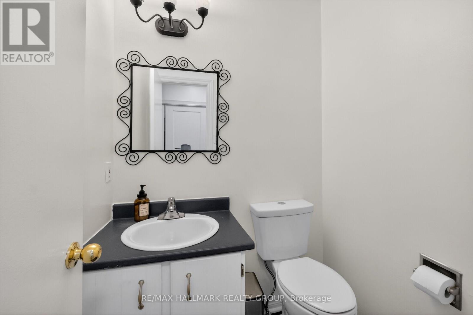 4 Gowrie Drive, Ottawa, Ontario  K2L 2S4 - Photo 39 - X13444310