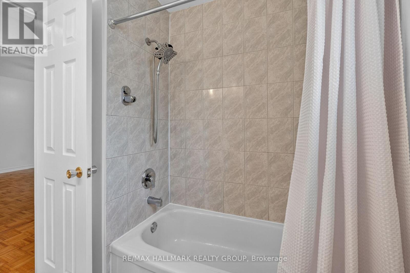 4 Gowrie Drive, Ottawa, Ontario  K2L 2S4 - Photo 42 - X13444310