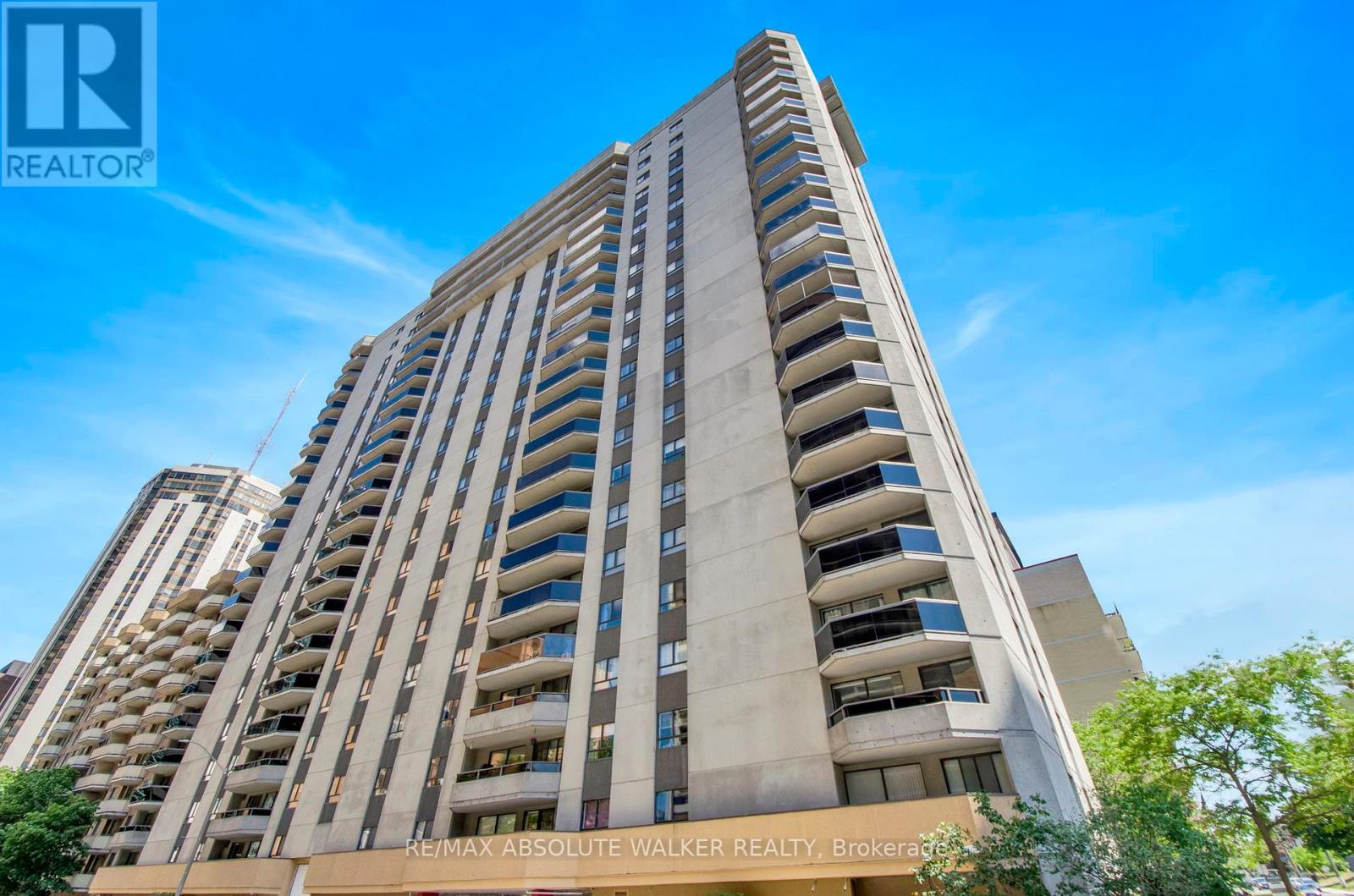 201 - 470 LAURIER AVENUE W, Ottawa, Ontario