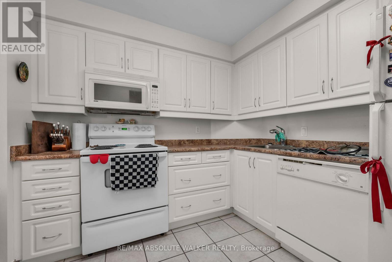 201 - 470 Laurier Avenue W, Ottawa, Ontario  K1R 7W9 - Photo 12 - X13444362