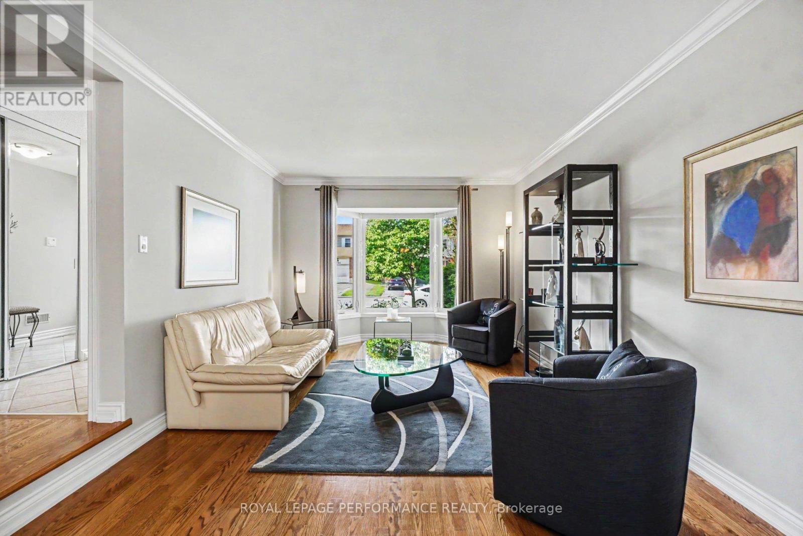 1689 Boisbriand Crescent, Ottawa, Ontario  K1C 4V6 - Photo 2 - X13444422