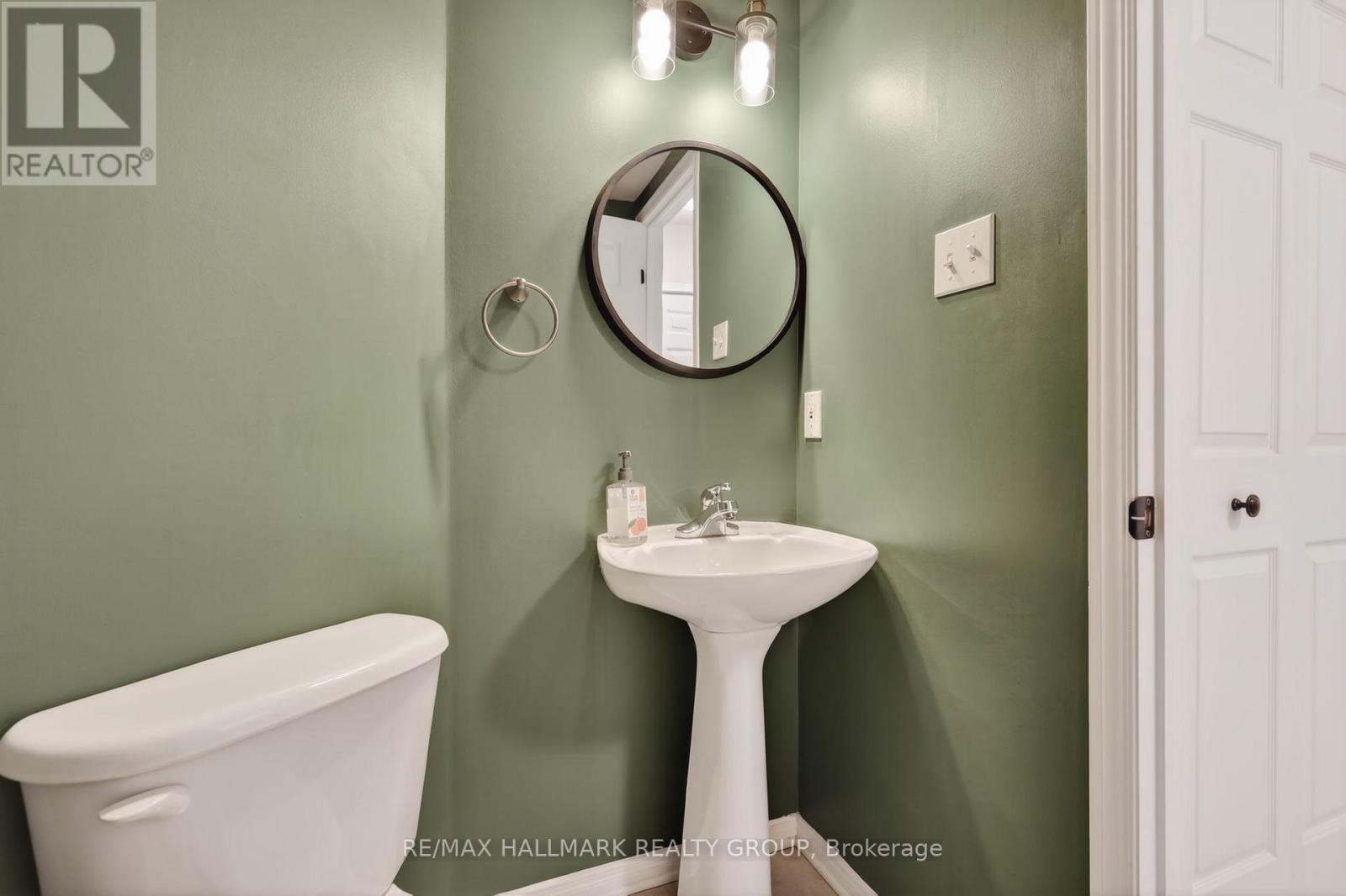 130 College Circle, Ottawa, Ontario  K1K 4R9 - Photo 5 - X13444462