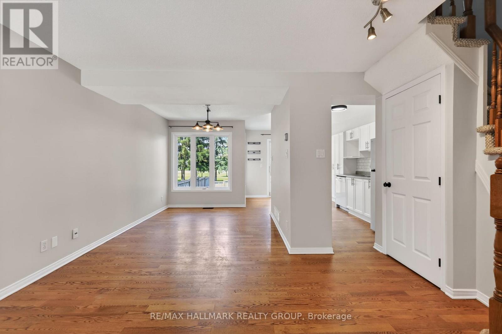 130 College Circle, Ottawa, Ontario  K1K 4R9 - Photo 8 - X13444462