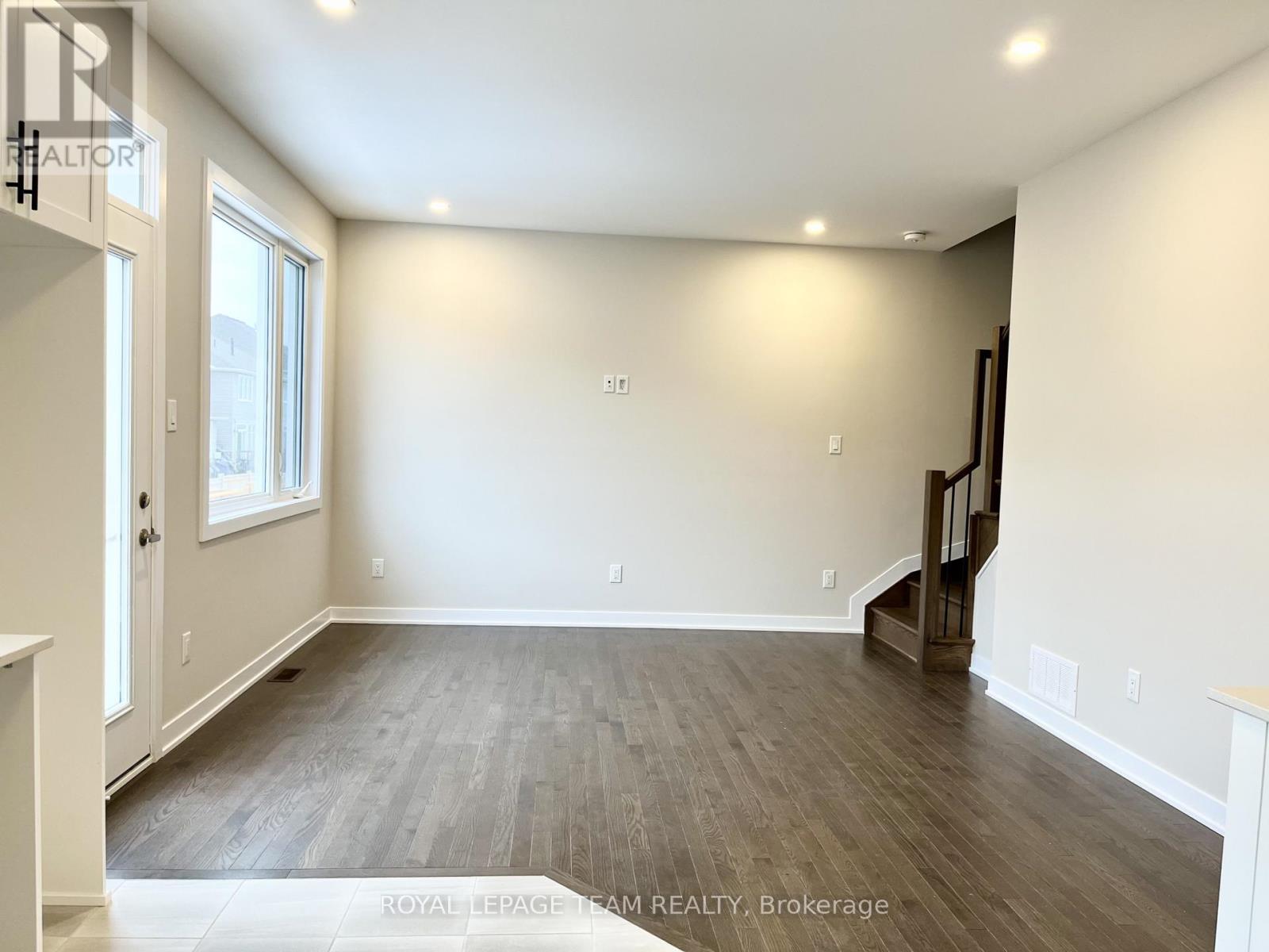 622 Expansion Road, Ottawa, Ontario  K2J 7G3 - Photo 11 - X13444506