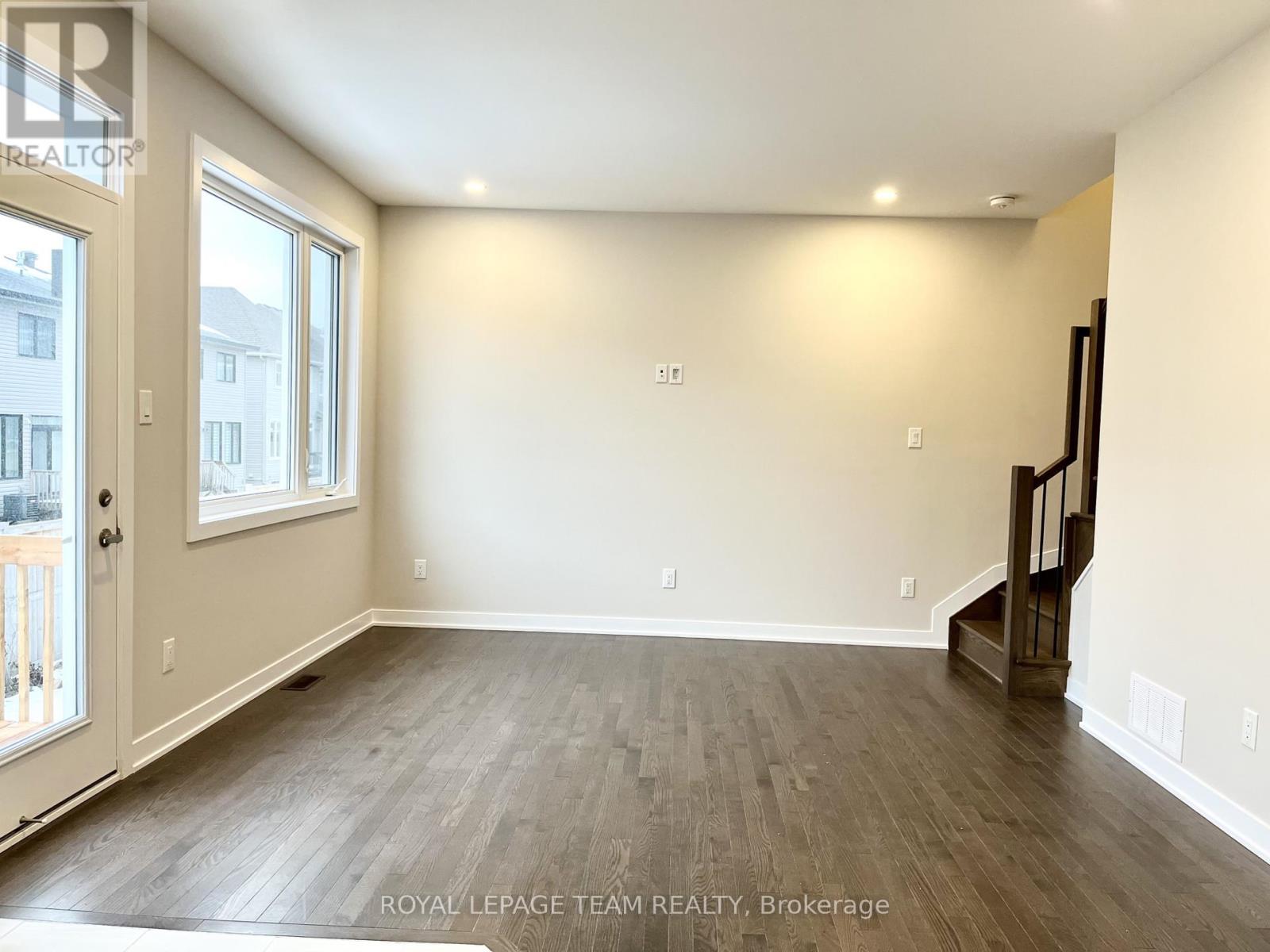 622 Expansion Road, Ottawa, Ontario  K2J 7G3 - Photo 12 - X13444506