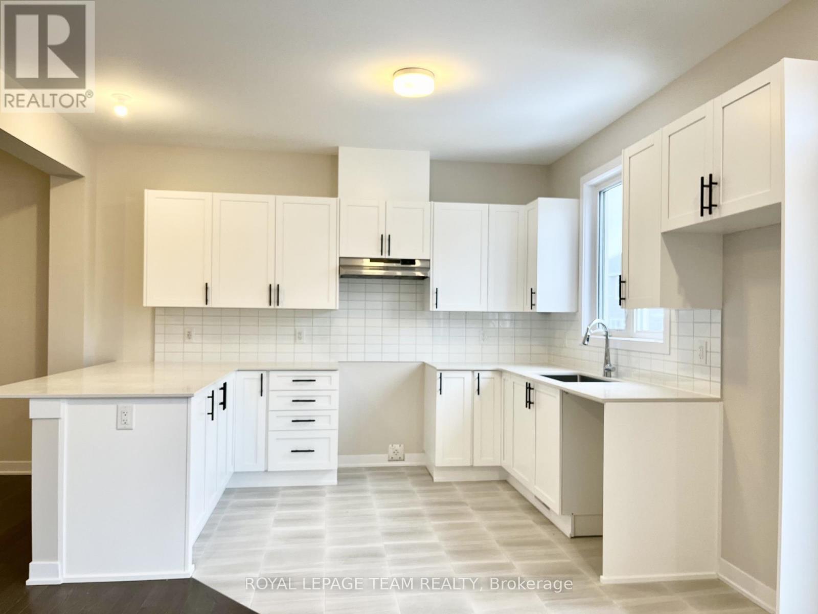 622 Expansion Road, Ottawa, Ontario  K2J 7G3 - Photo 6 - X13444506