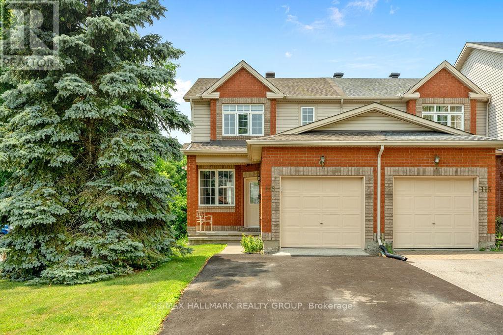 113 CARWOOD CIRCLE, Ottawa, Ontario