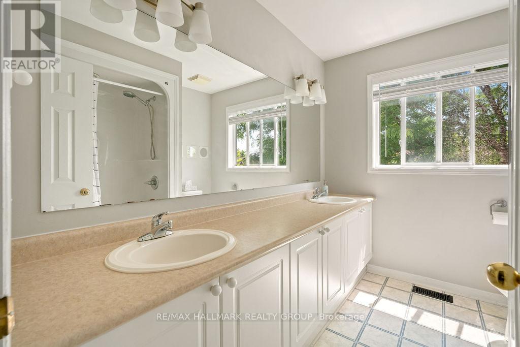 113 Carwood Circle, Ottawa, Ontario  K1K 4V5 - Photo 21 - X13444618