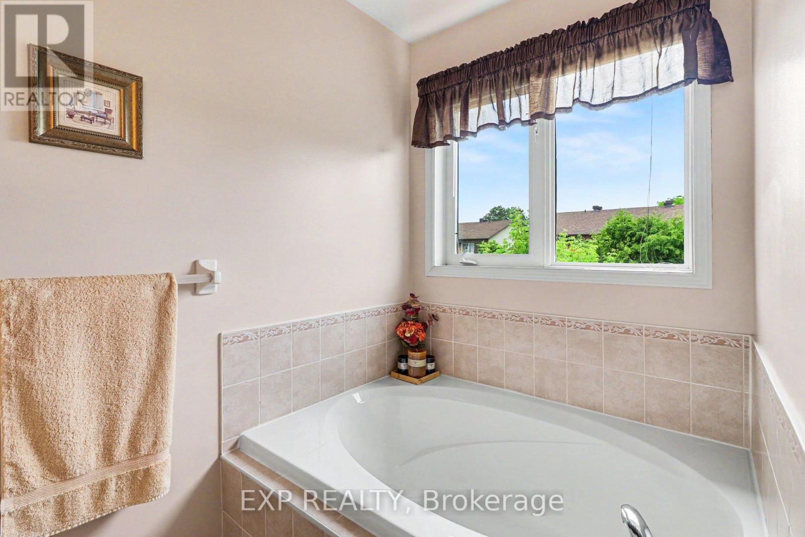 235 Station Boulevard, Ottawa, Ontario  K1G 6L8 - Photo 20 - X13444934