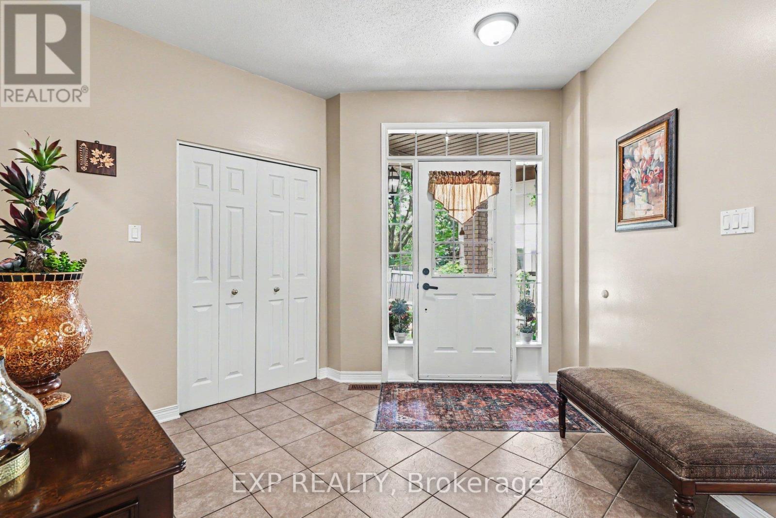 235 Station Boulevard, Ottawa, Ontario  K1G 6L8 - Photo 3 - X13444934