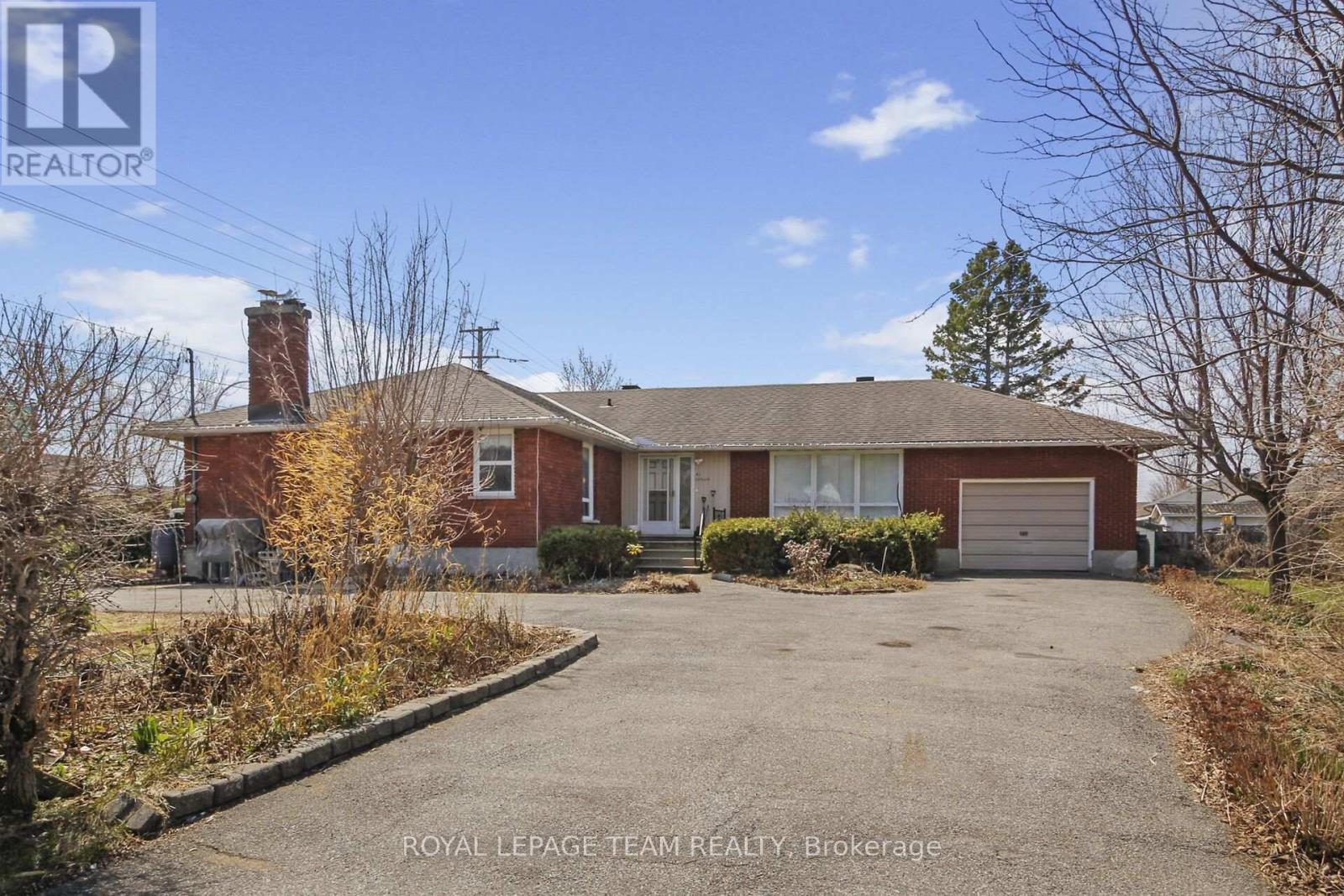 45 Capilano Drive, Ottawa, Ontario  K2E 6G5 - Photo 3 - X13445338