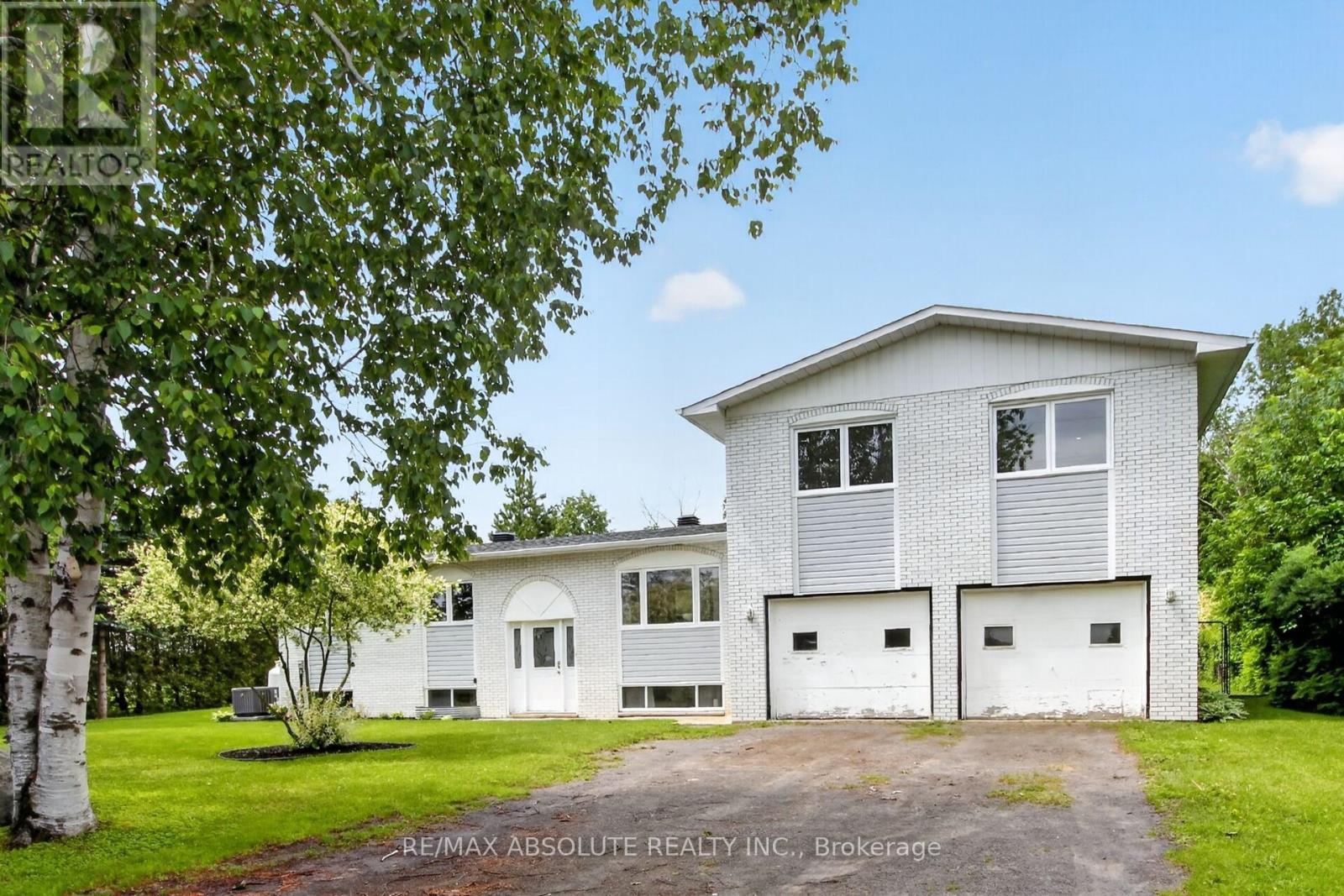 900 CONCESSION 5 ROAD, Alfred and Plantagenet, Ontario