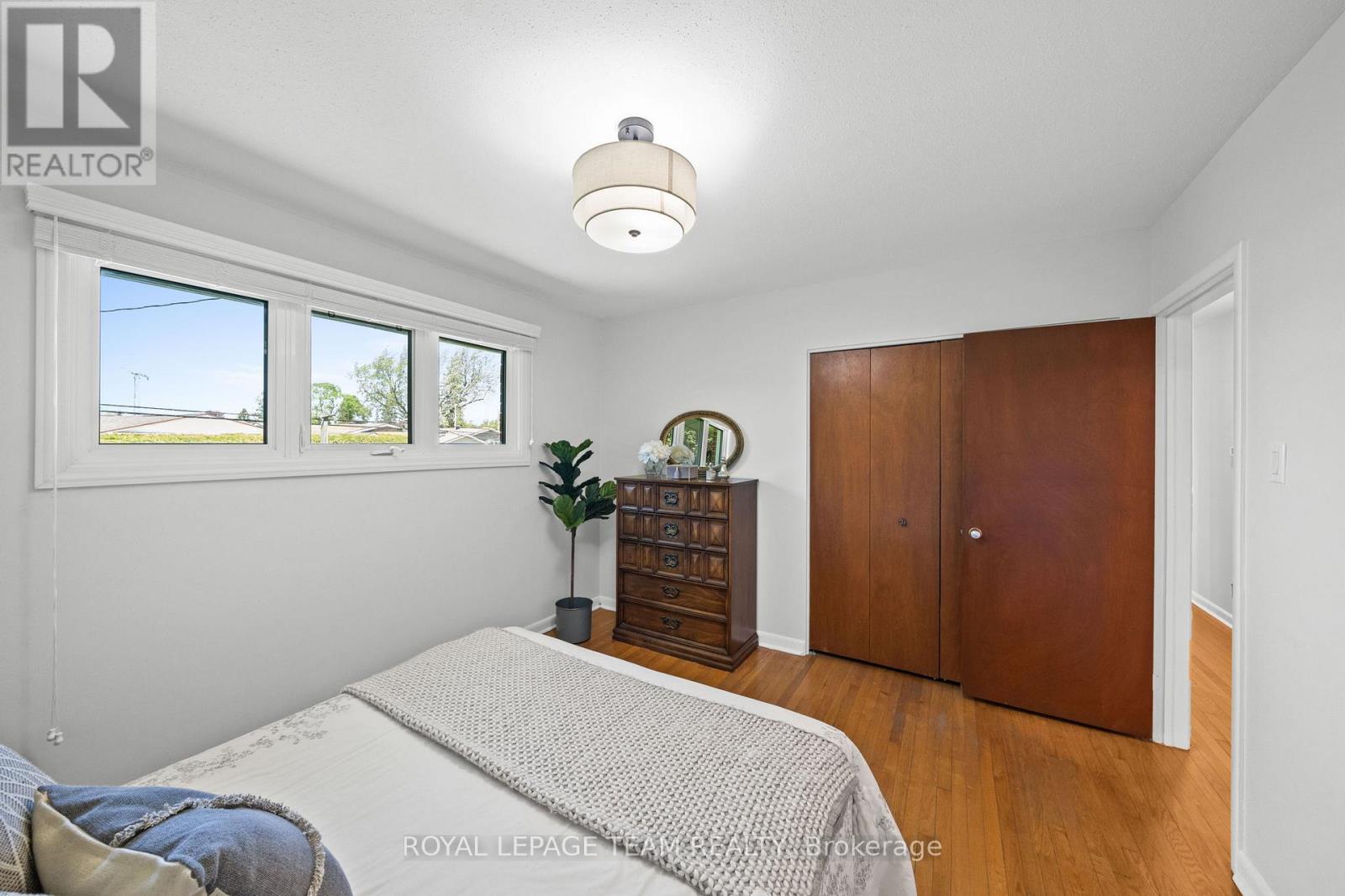1131 Deer Park Road, Ottawa, Ontario  K2E 6G7 - Photo 18 - X13445536