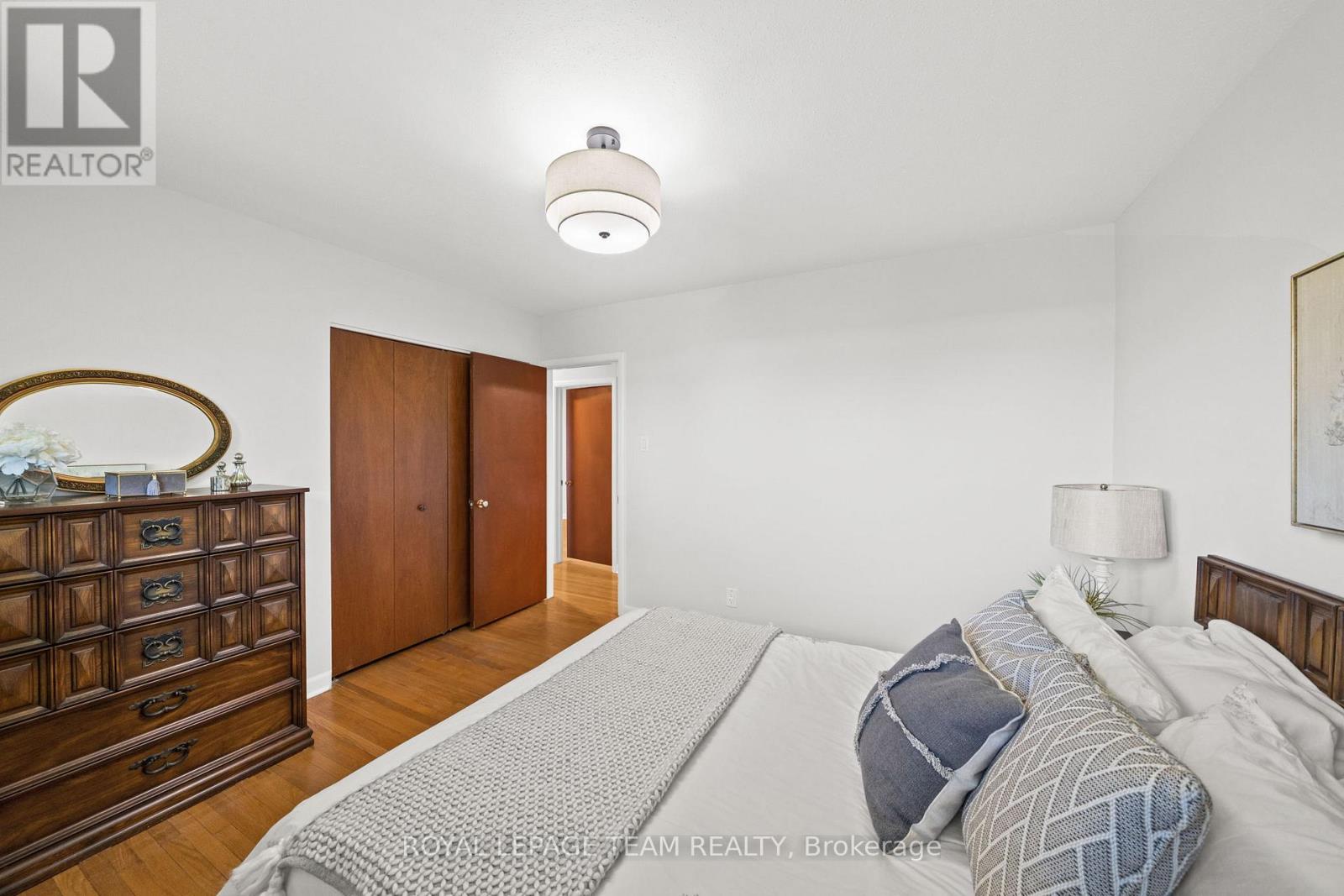 1131 Deer Park Road, Ottawa, Ontario  K2E 6G7 - Photo 19 - X13445536