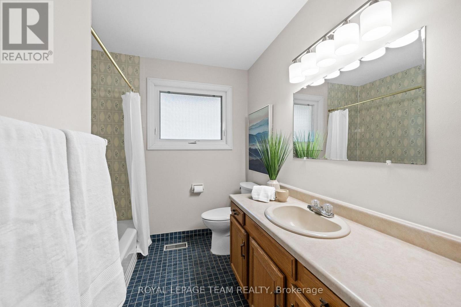 1131 Deer Park Road, Ottawa, Ontario  K2E 6G7 - Photo 20 - X13445536