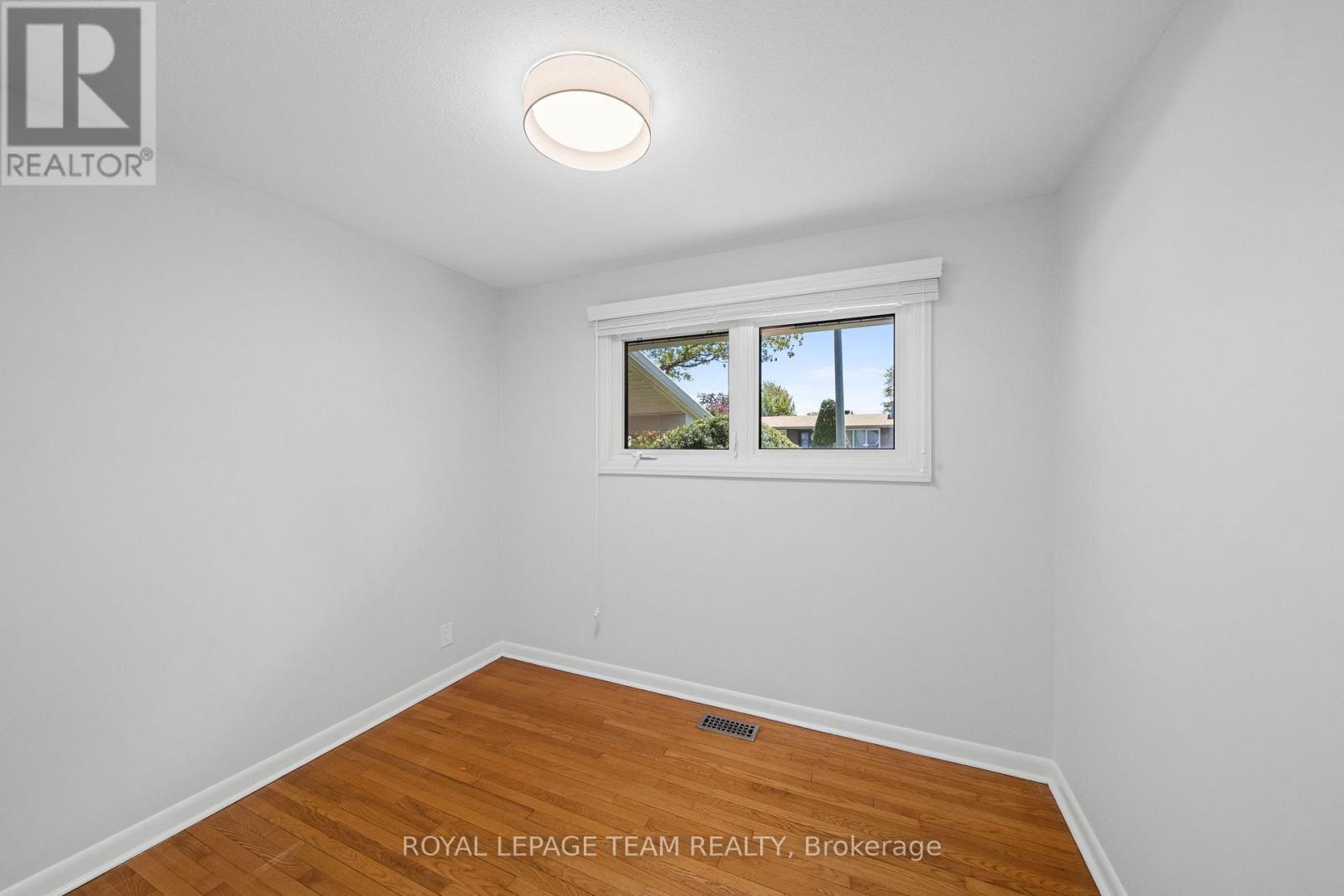 1131 Deer Park Road, Ottawa, Ontario  K2E 6G7 - Photo 25 - X13445536