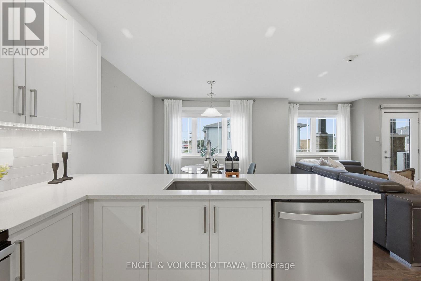 10 - 365 Tribeca Private, Ottawa, Ontario  K2J 6B4 - Photo 12 - X13445724