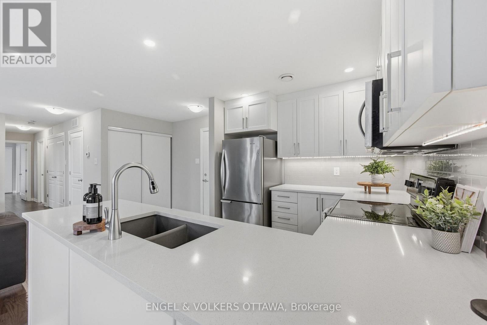 10 - 365 Tribeca Private, Ottawa, Ontario  K2J 6B4 - Photo 8 - X13445724