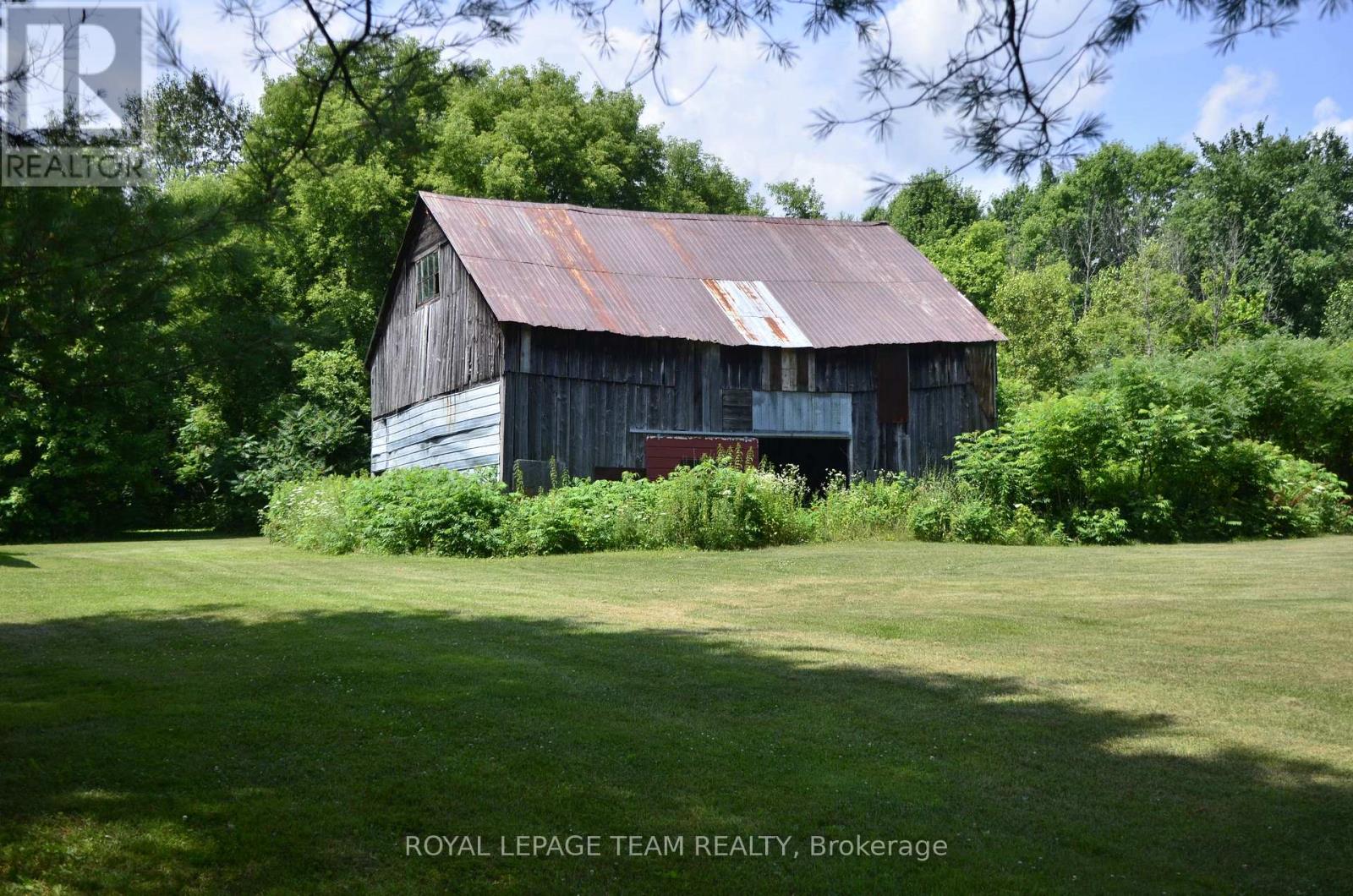 10355 Broken Second Road W, South Dundas, Ontario  K0E 1K0 - Photo 11 - X13445900