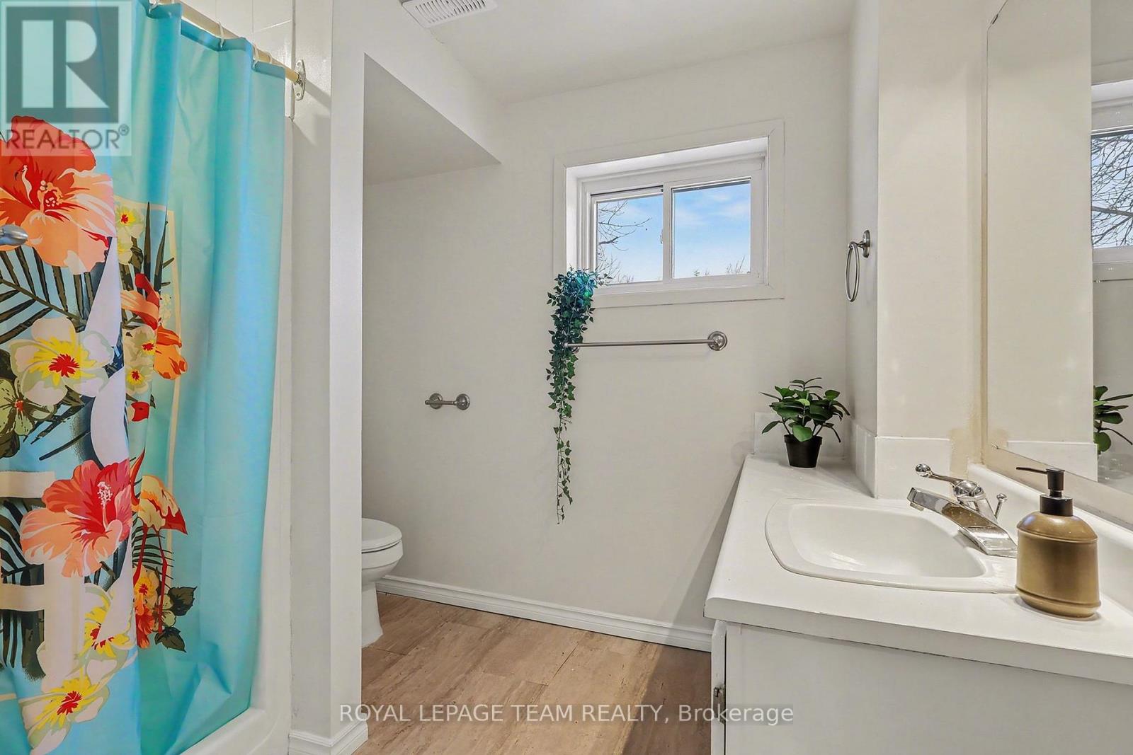 237 Queen West Street, North Dundas, Ontario  K0C 1H0 - Photo 22 - X13445932