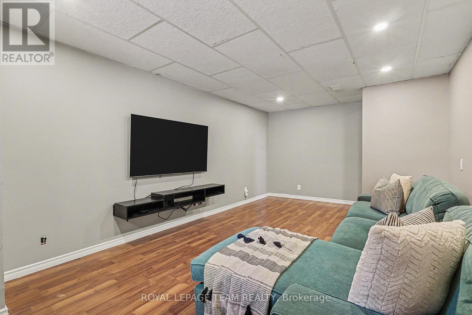 237 Queen West Street, North Dundas, Ontario  K0C 1H0 - Photo 26 - X13445932