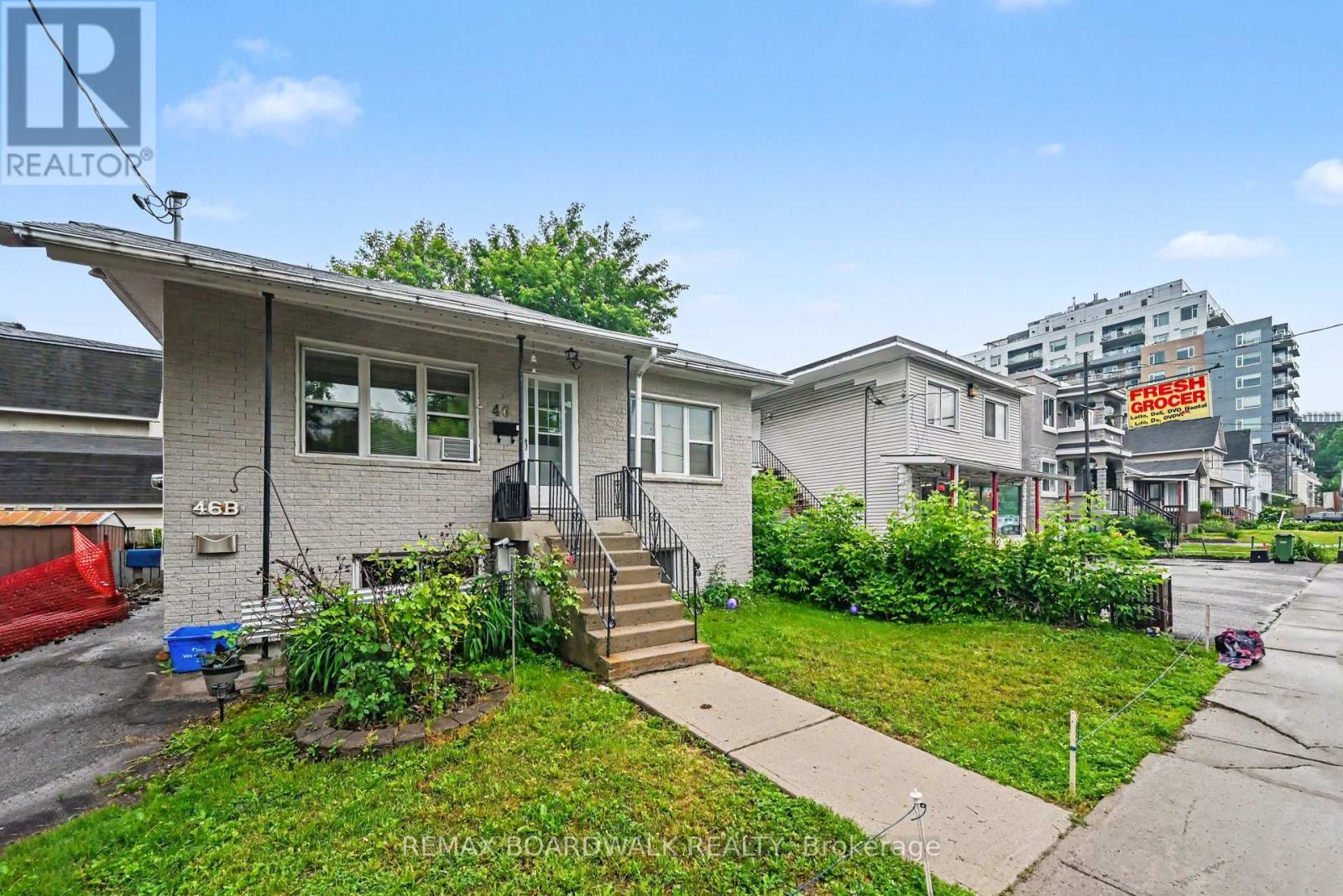 46 Jolliet Avenue, Ottawa, Ontario  K1L 5H5 - Photo 2 - X13445952