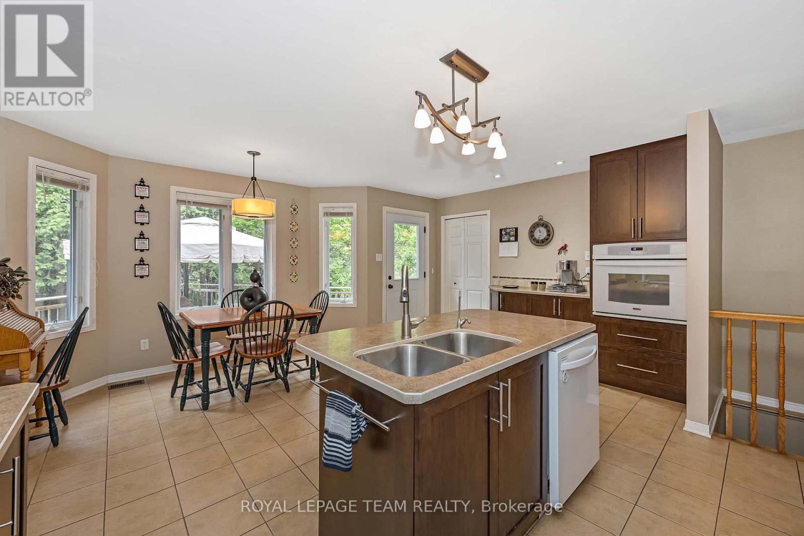 6515 Waddion Drive, Ottawa, Ontario  K4P 1E7 - Photo 13 - X13446018