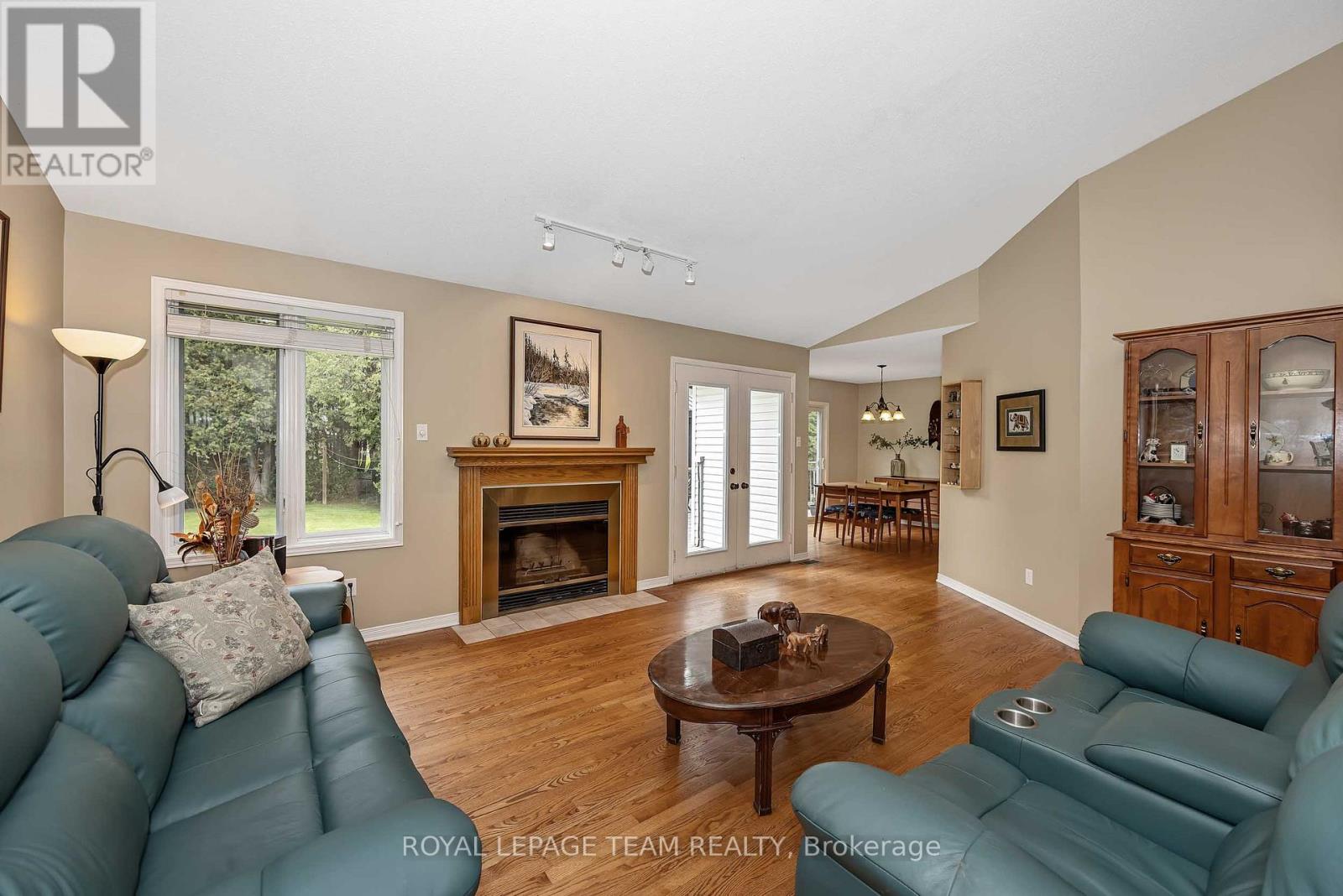 6515 Waddion Drive, Ottawa, Ontario  K4P 1E7 - Photo 6 - X13446018
