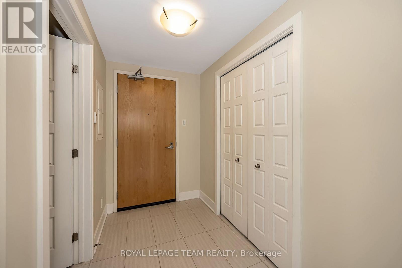 324 - 300c Lett Street, Ottawa, Ontario  K1R 0A8 - Photo 10 - X13446052