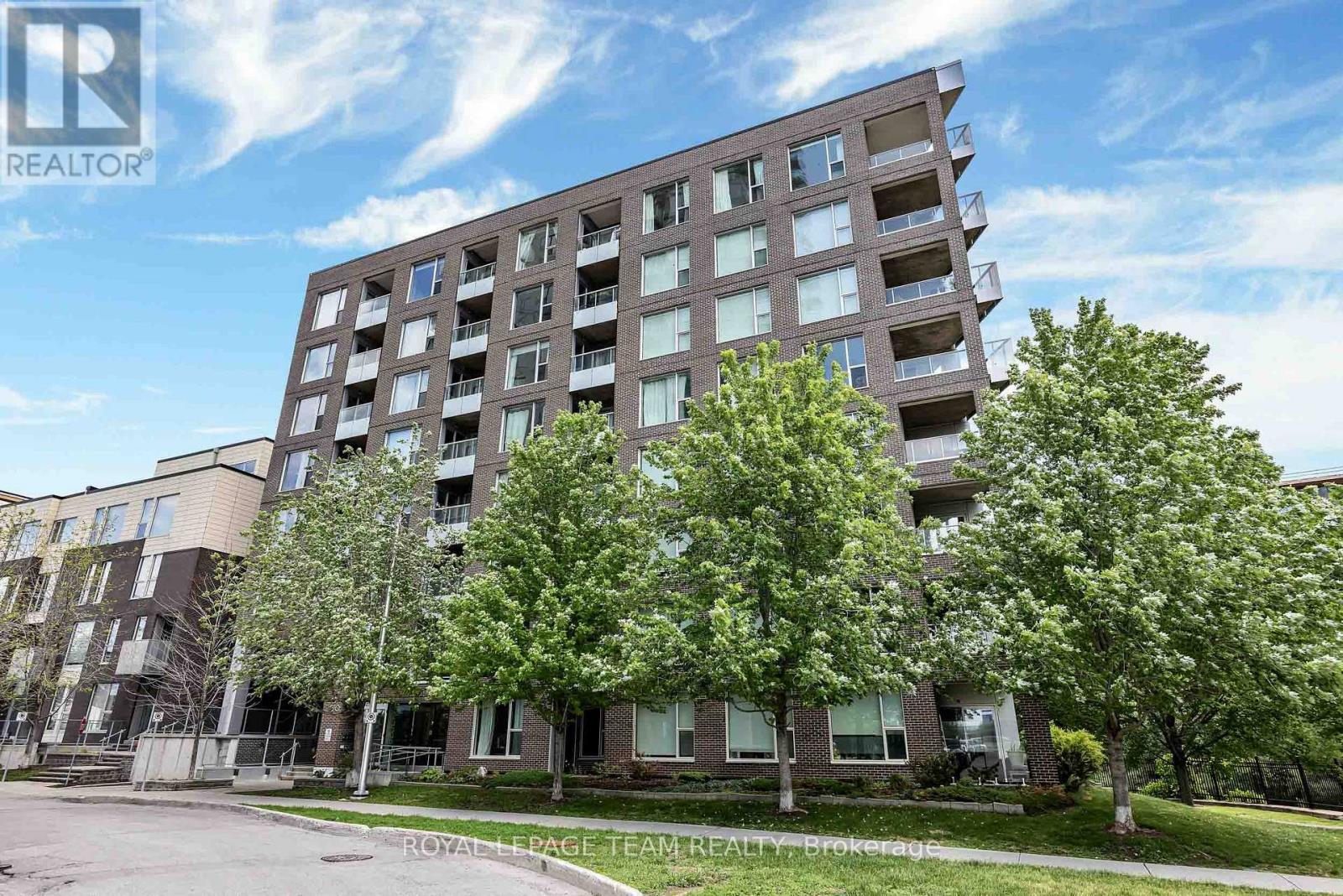 324 - 300c Lett Street, Ottawa, Ontario  K1R 0A8 - Photo 5 - X13446052