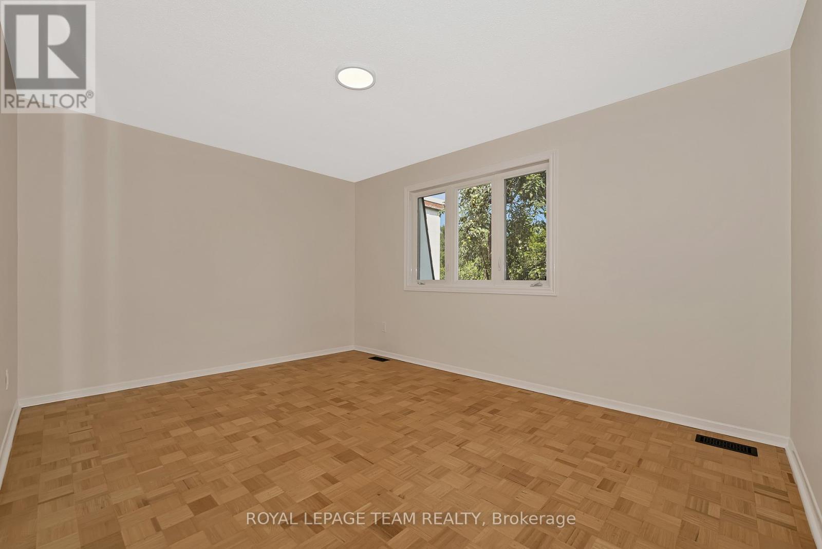 1825 Yale Avenue, Ottawa, Ontario  K1H 6S3 - Photo 29 - X13446176
