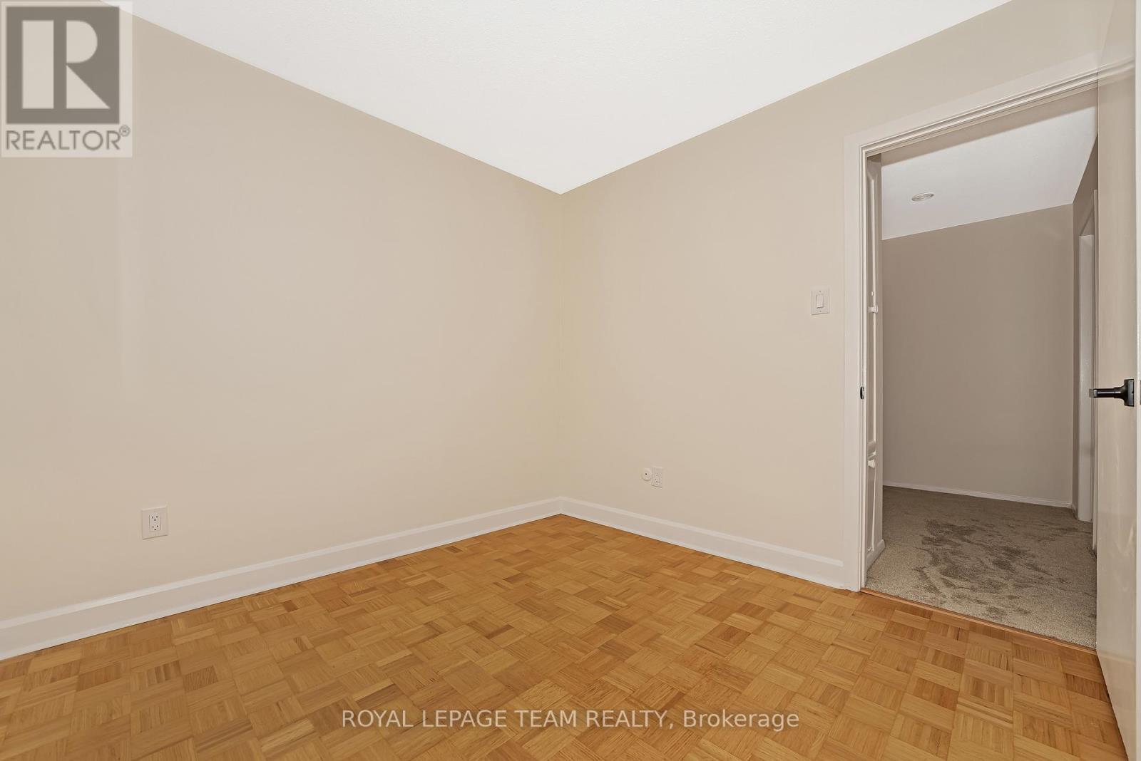 1825 Yale Avenue, Ottawa, Ontario  K1H 6S3 - Photo 30 - X13446176