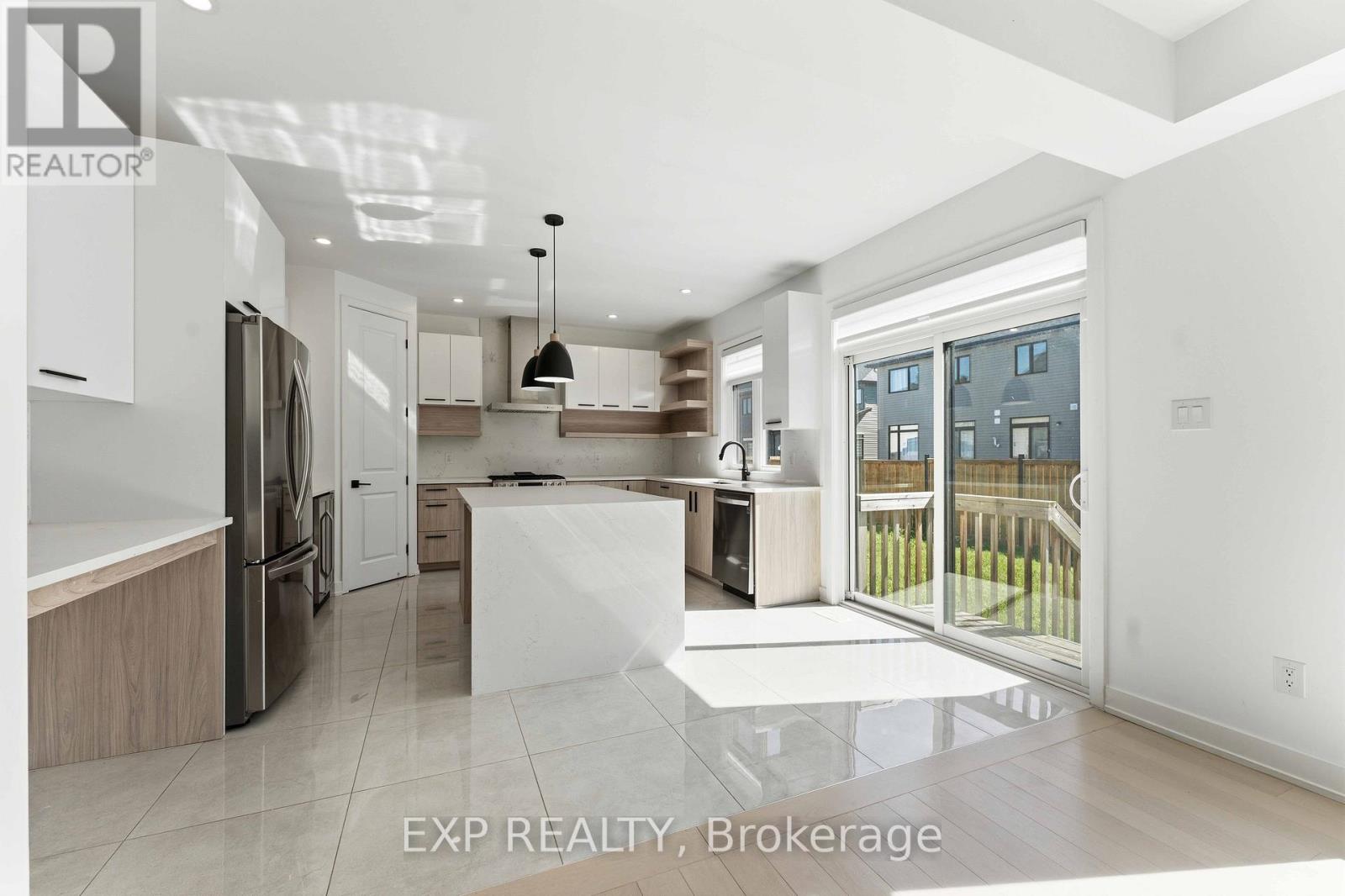 701 Odyssey Way, Ottawa, Ontario  K1T 0V3 - Photo 13 - X13446268