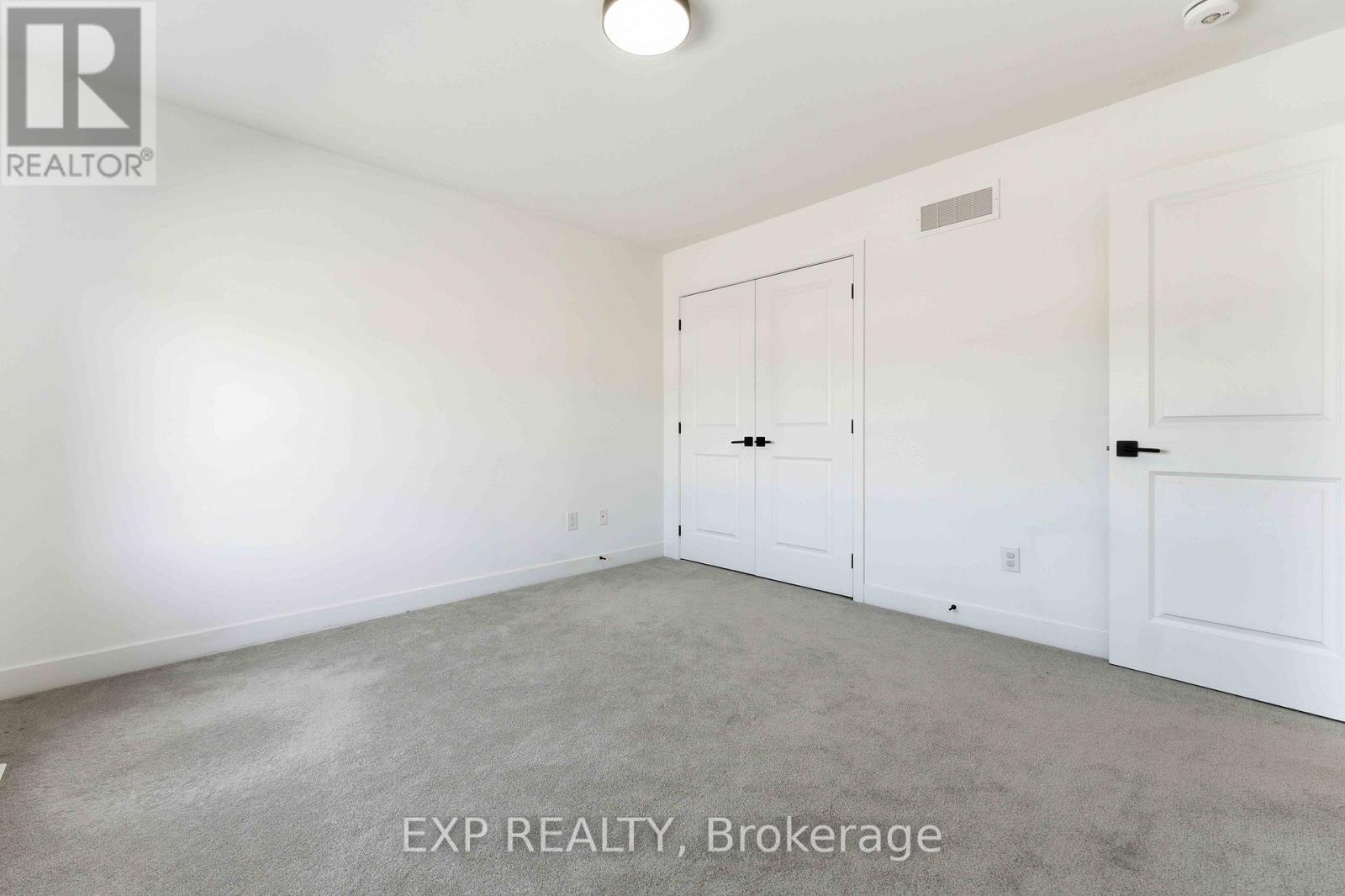 701 Odyssey Way, Ottawa, Ontario  K1T 0V3 - Photo 38 - X13446268