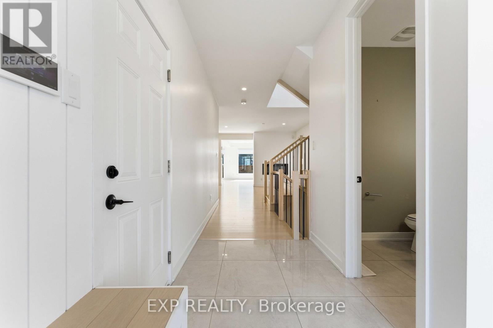 701 Odyssey Way, Ottawa, Ontario  K1T 0V3 - Photo 4 - X13446268
