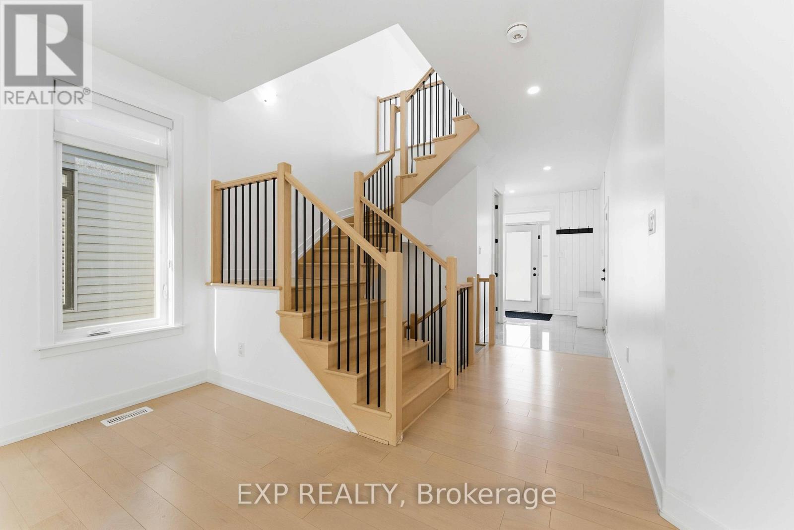 701 Odyssey Way, Ottawa, Ontario  K1T 0V3 - Photo 5 - X13446268