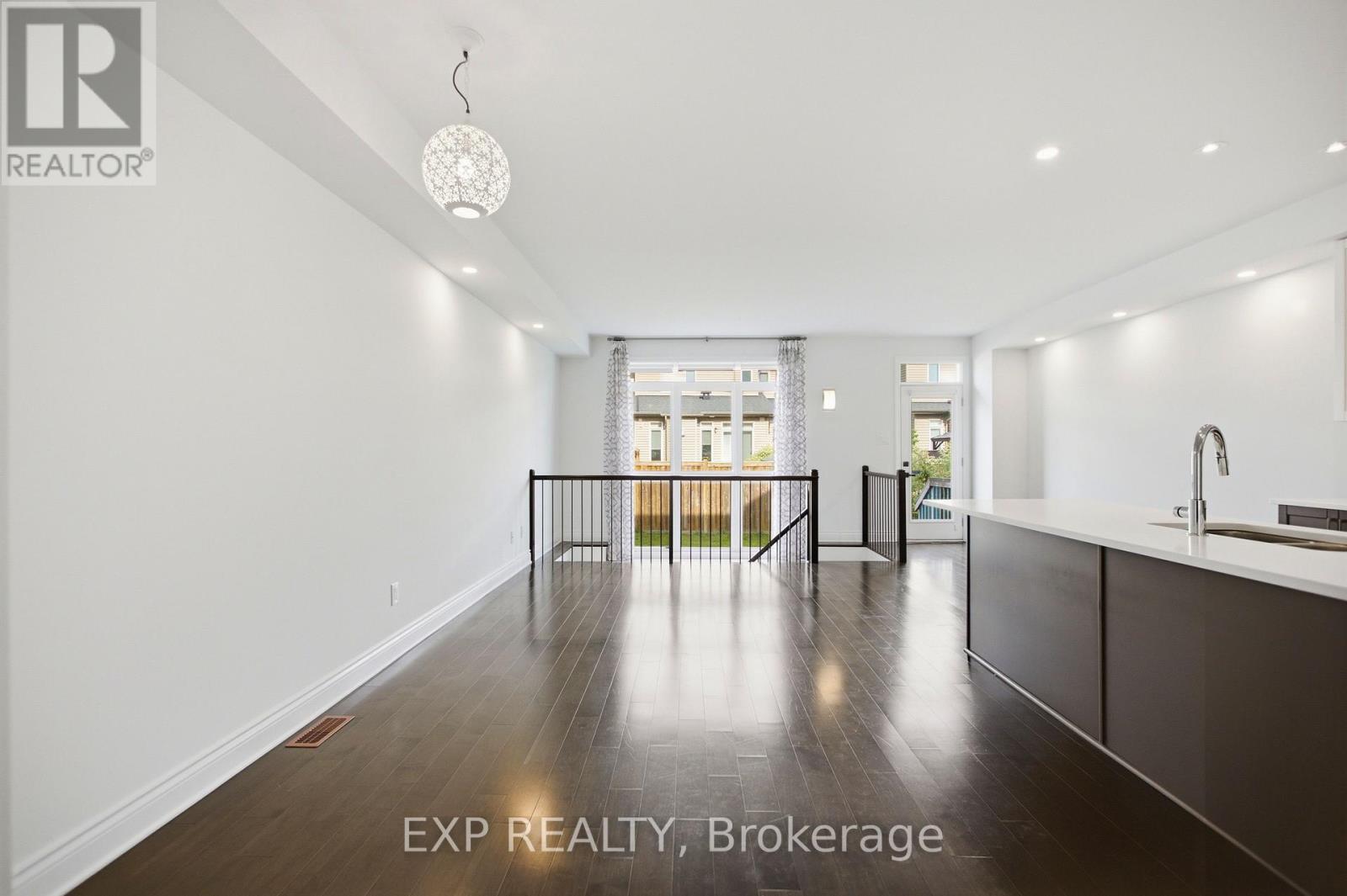 704 Brian Good Avenue, Ottawa, Ontario  K4M 0C1 - Photo 9 - X13446322