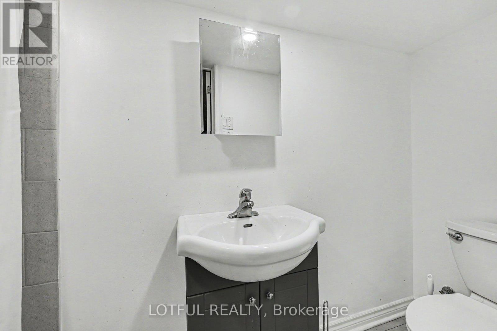 3 - 2427 Chasseur Avenue, Ottawa, Ontario  K1V 8E5 - Photo 12 - X13446430