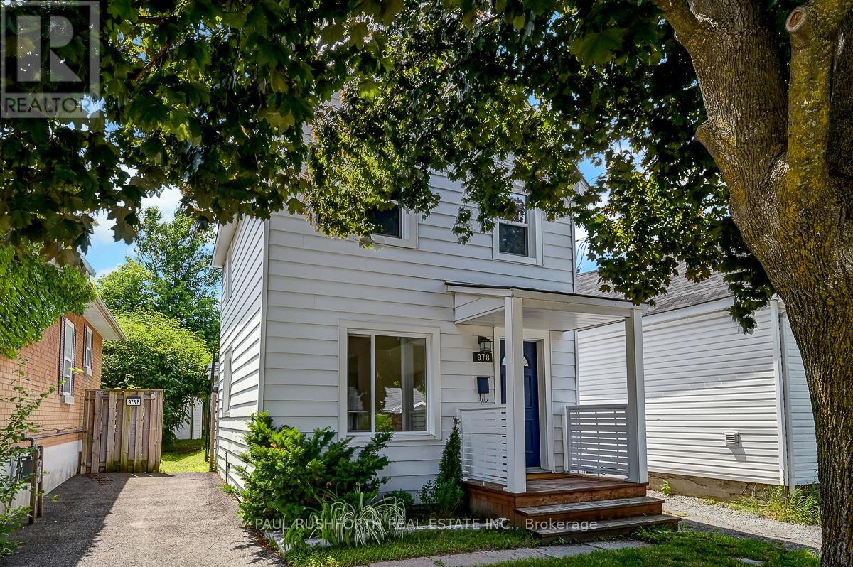 978 Admiral Avenue, Ottawa, Ontario  K1Z 6L9 - Photo 2 - X13446582