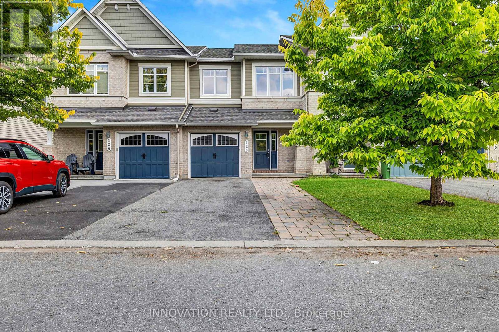 126 GARRITY CRESCENT, Ottawa, Ontario