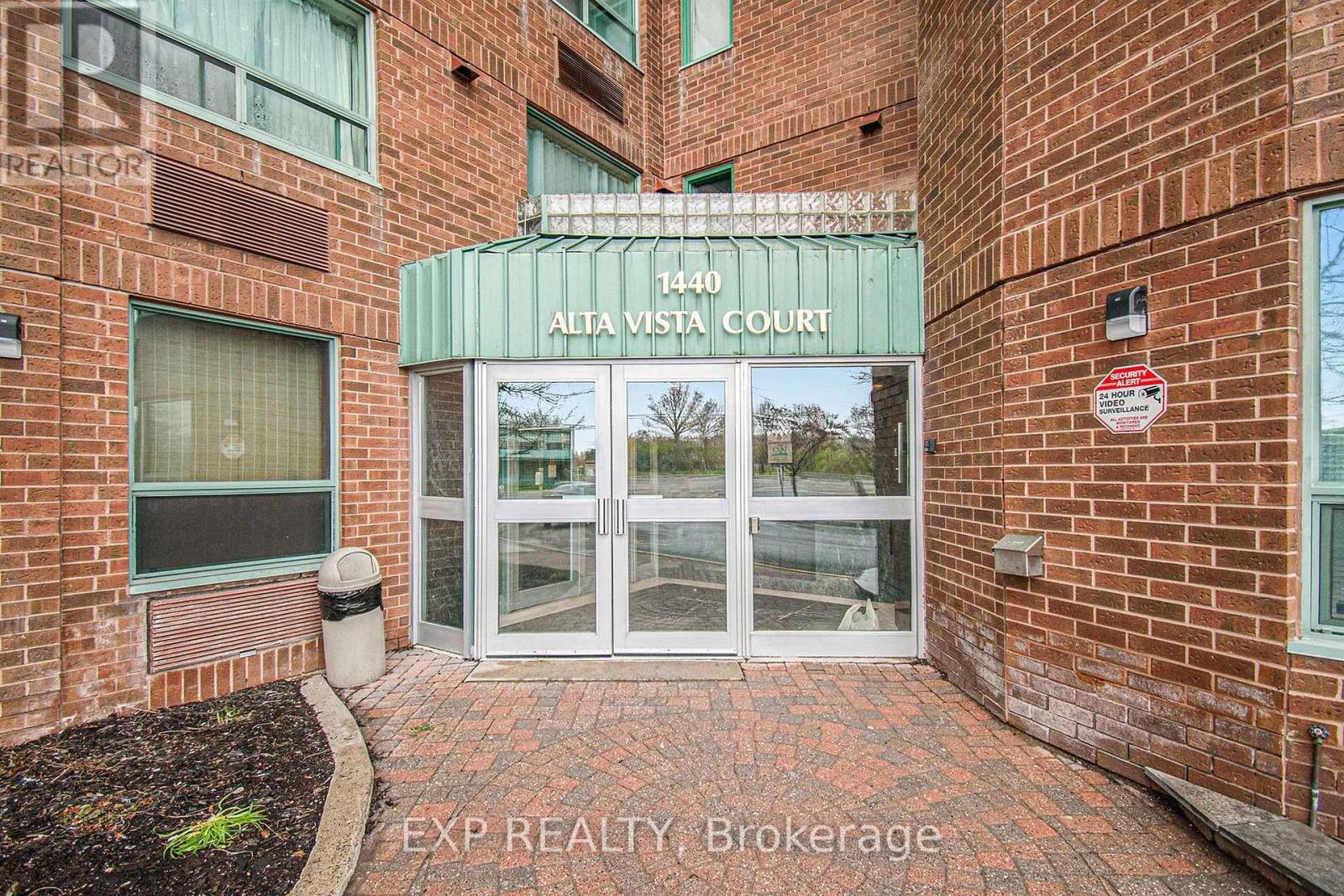 312 - 1440 Heron Road, Ottawa, Ontario  K1V 0X2 - Photo 2 - X13446918