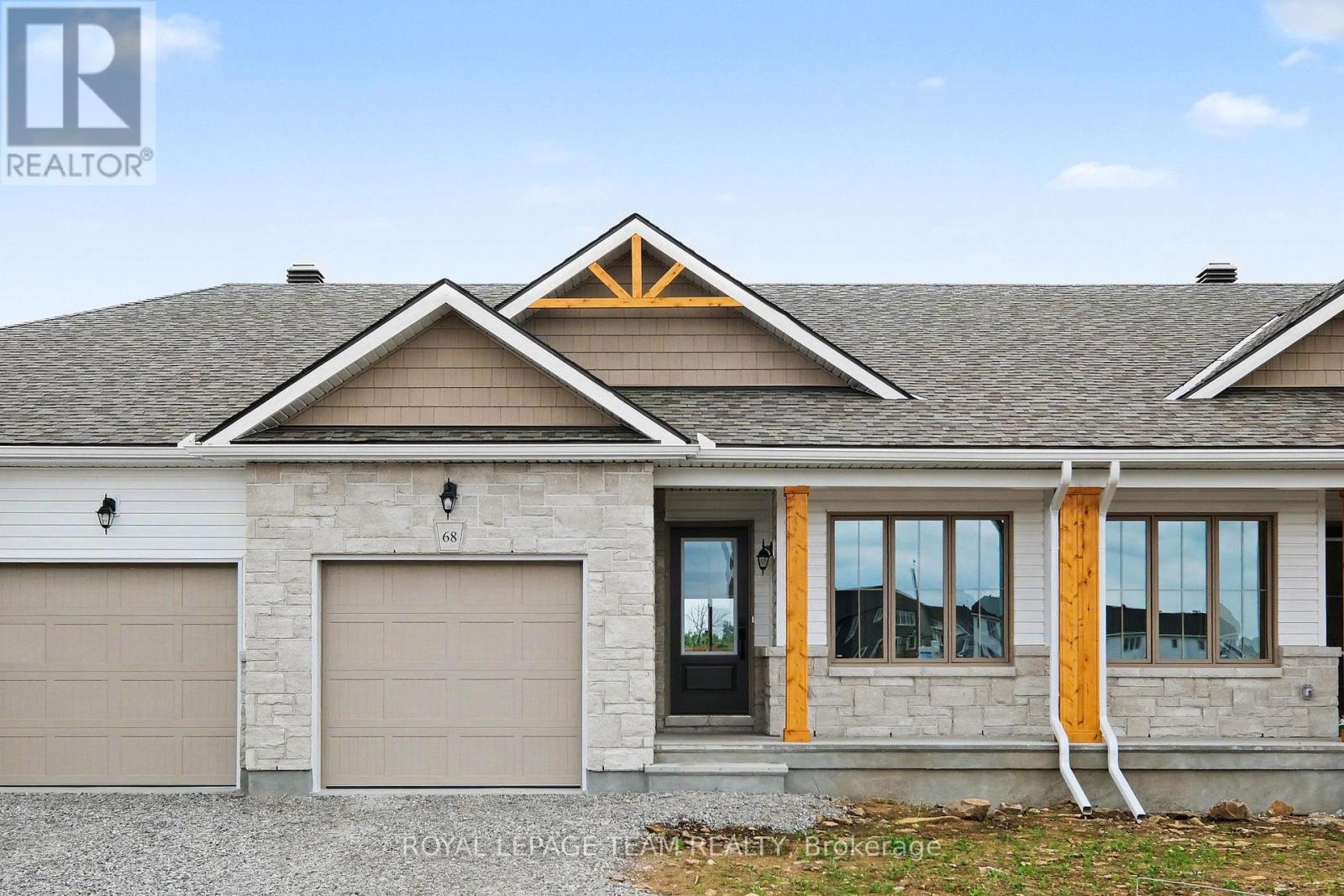 68 Doctor Agnes Craine Drive, Smiths Falls, Ontario  K7A 0B8 - Photo 1 - X13446920
