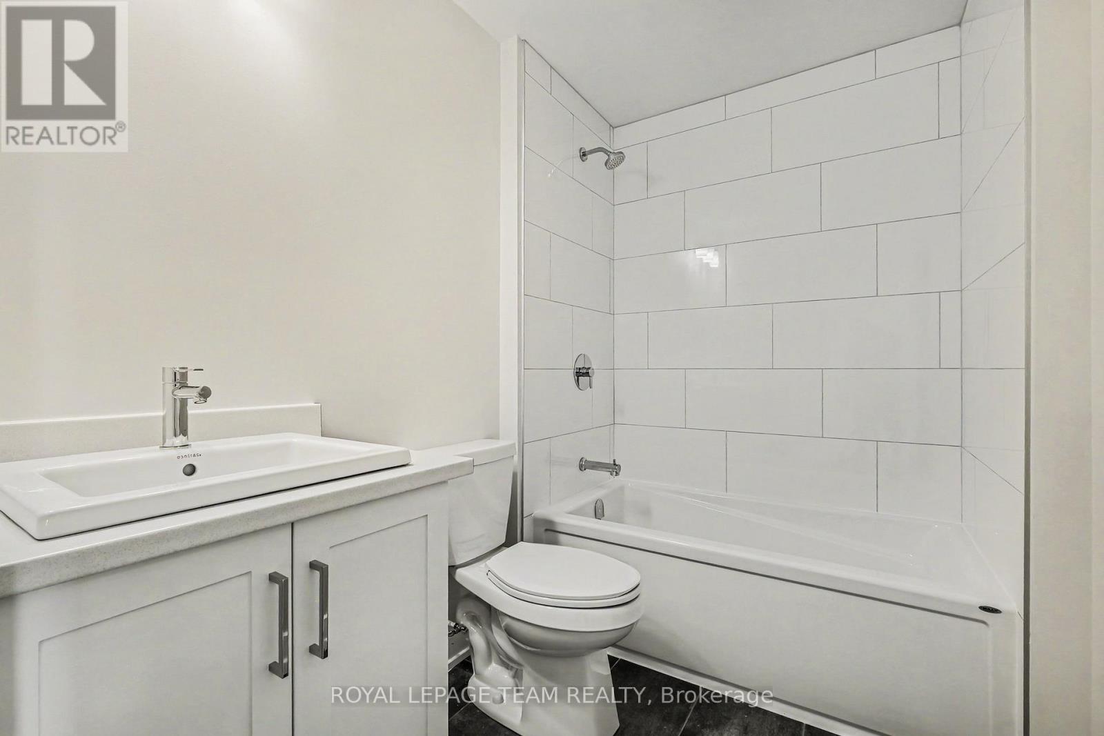 68 Doctor Agnes Craine Drive, Smiths Falls, Ontario  K7A 0B8 - Photo 20 - X13446920