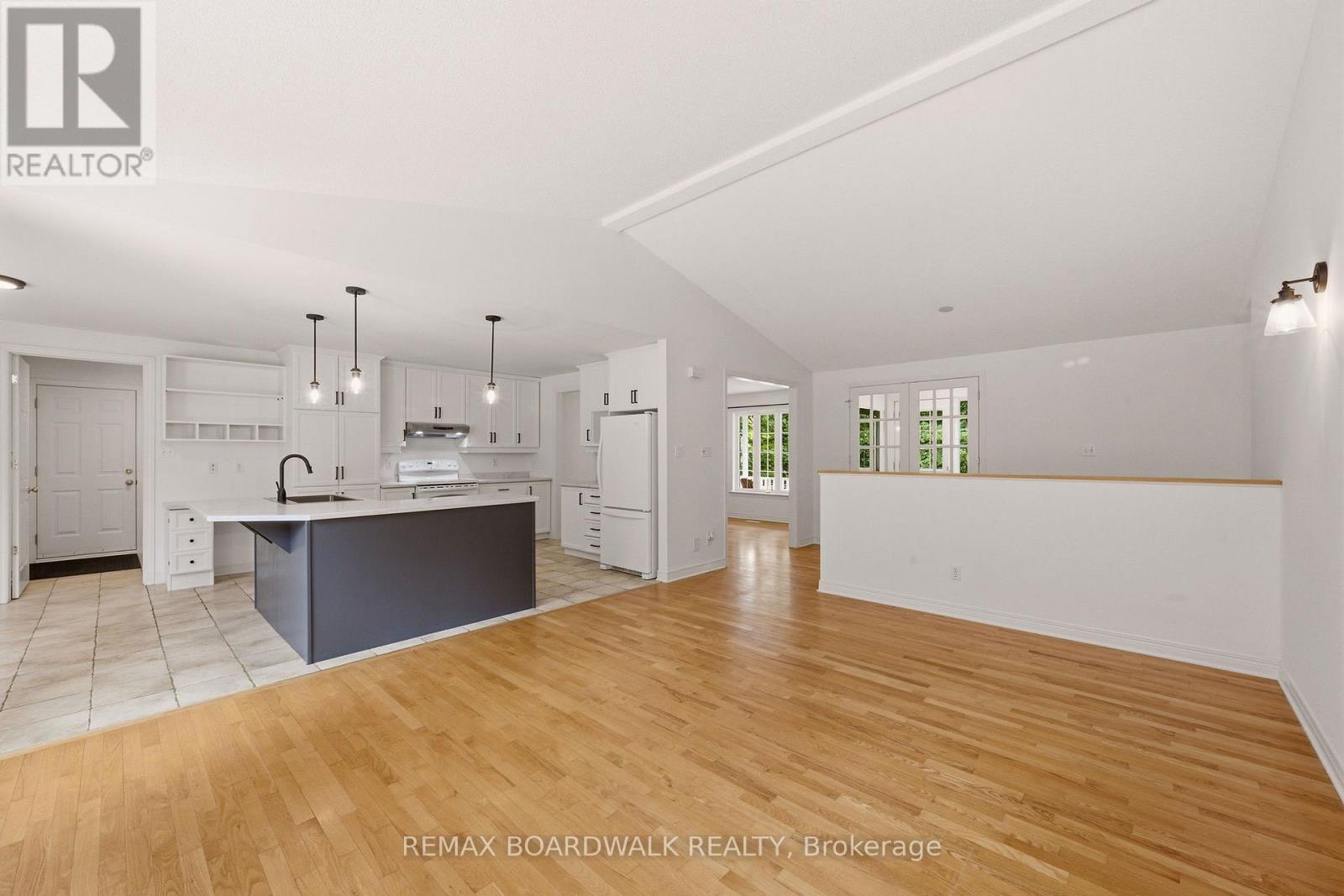 289 Timberwood Drive, Beckwith, Ontario  K7C 3P2 - Photo 4 - X13446966