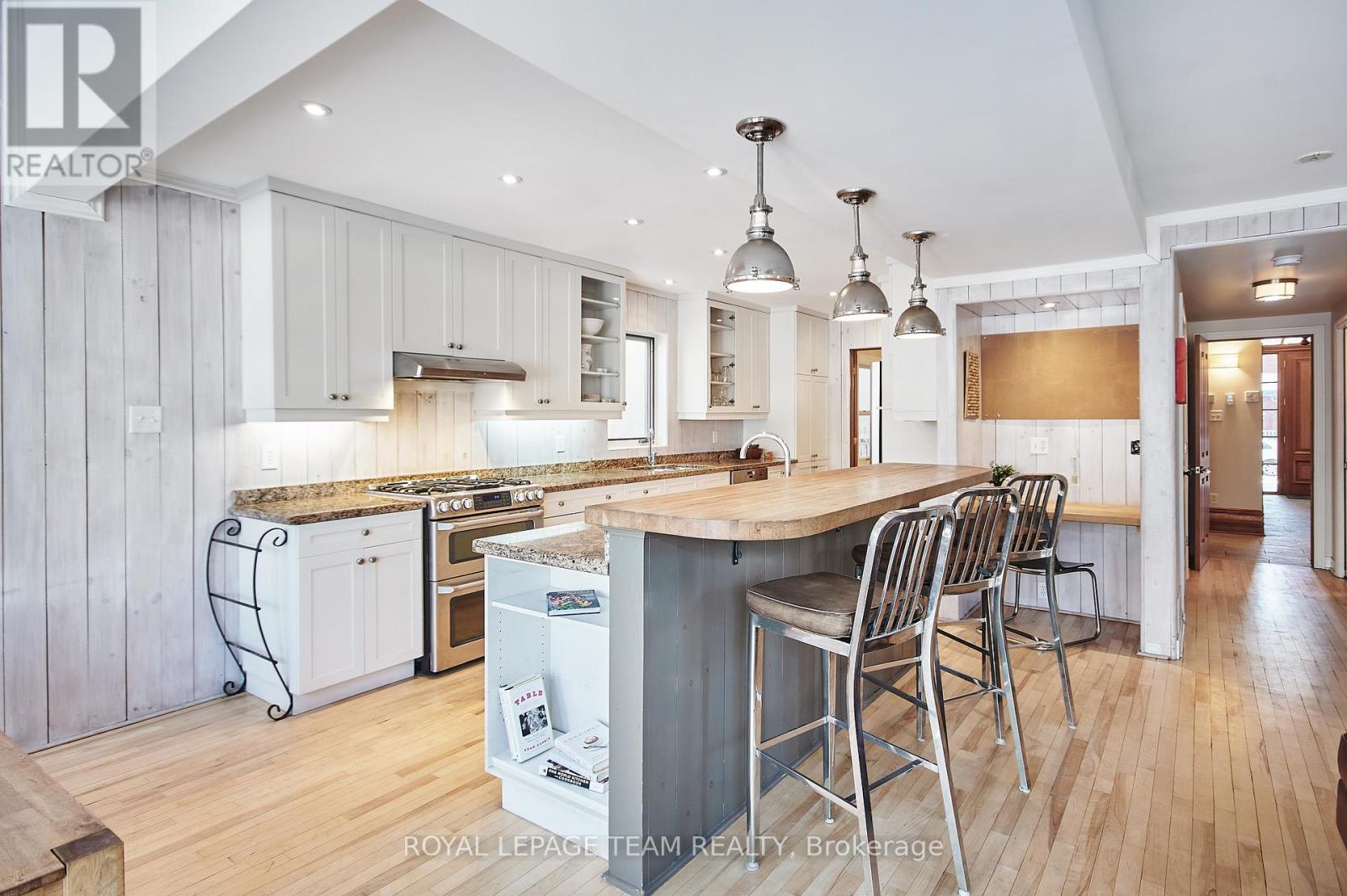 108 Stanley Avenue, Ottawa, Ontario  K1M 1N9 - Photo 11 - X13447096