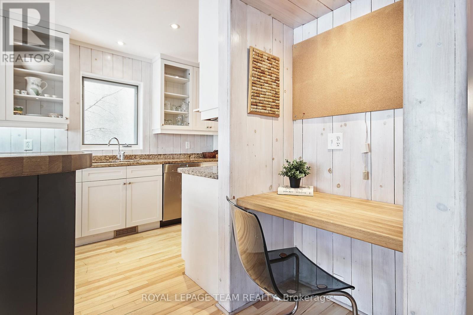 108 Stanley Avenue, Ottawa, Ontario  K1M 1N9 - Photo 17 - X13447096
