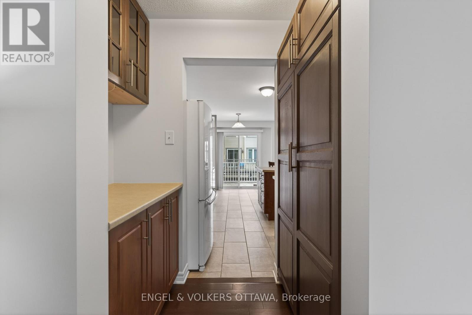 2043 Madrid Avenue, Ottawa, Ontario  K2J 0K1 - Photo 16 - X13447152